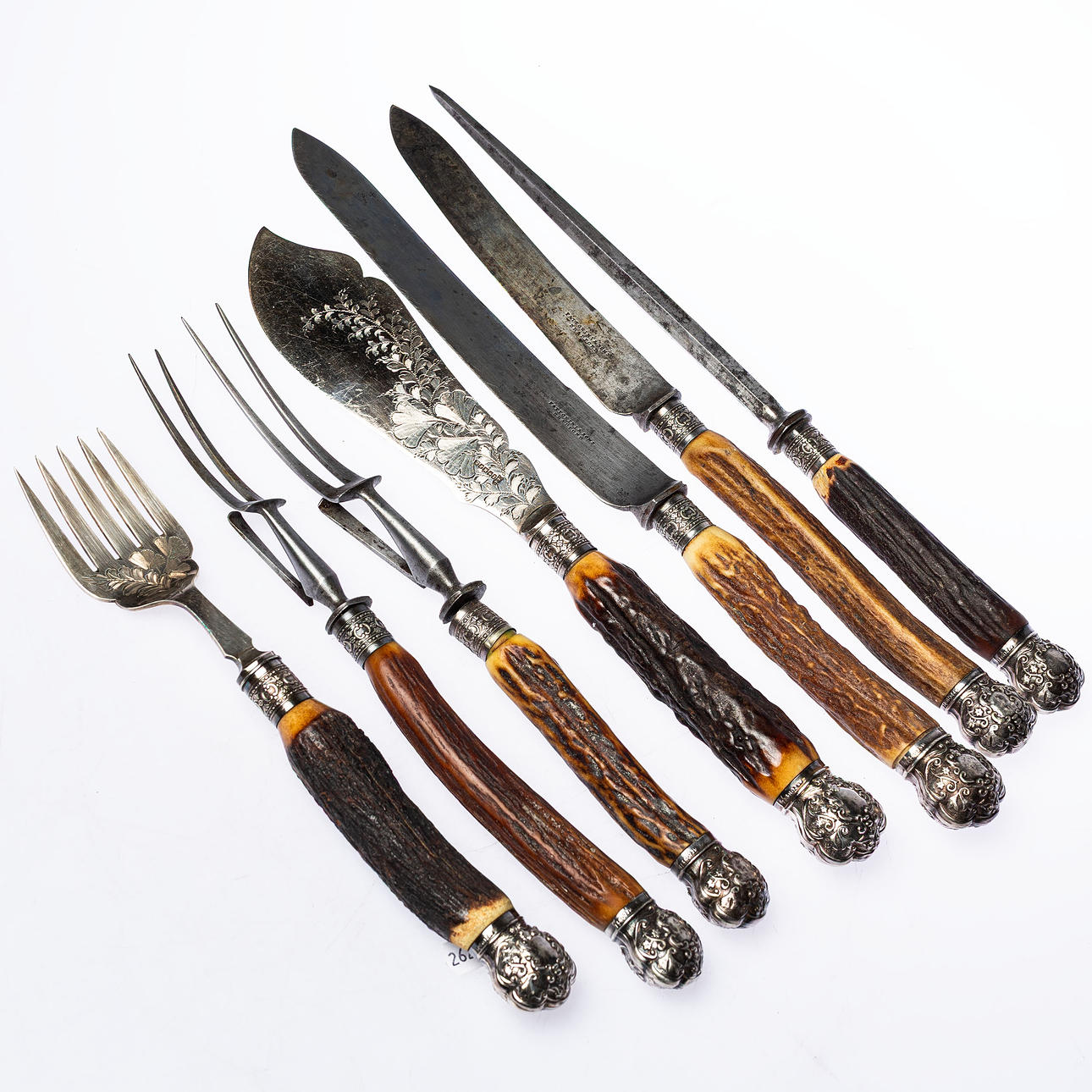 TRANCHER CUTLERY, 7 pieces, England.