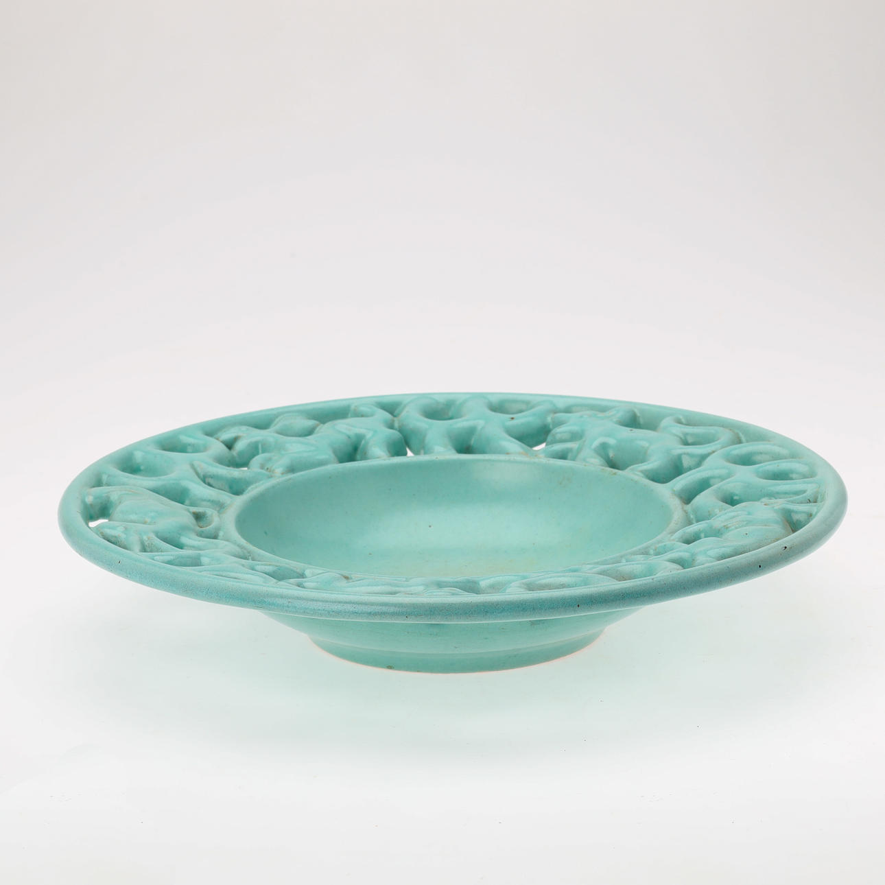 MICHAEL ANDERSEN. Ceramic platter - fruit platter glazed with turquoise glaze, openwork tab with animal motifs. Bornholm, Denmark.