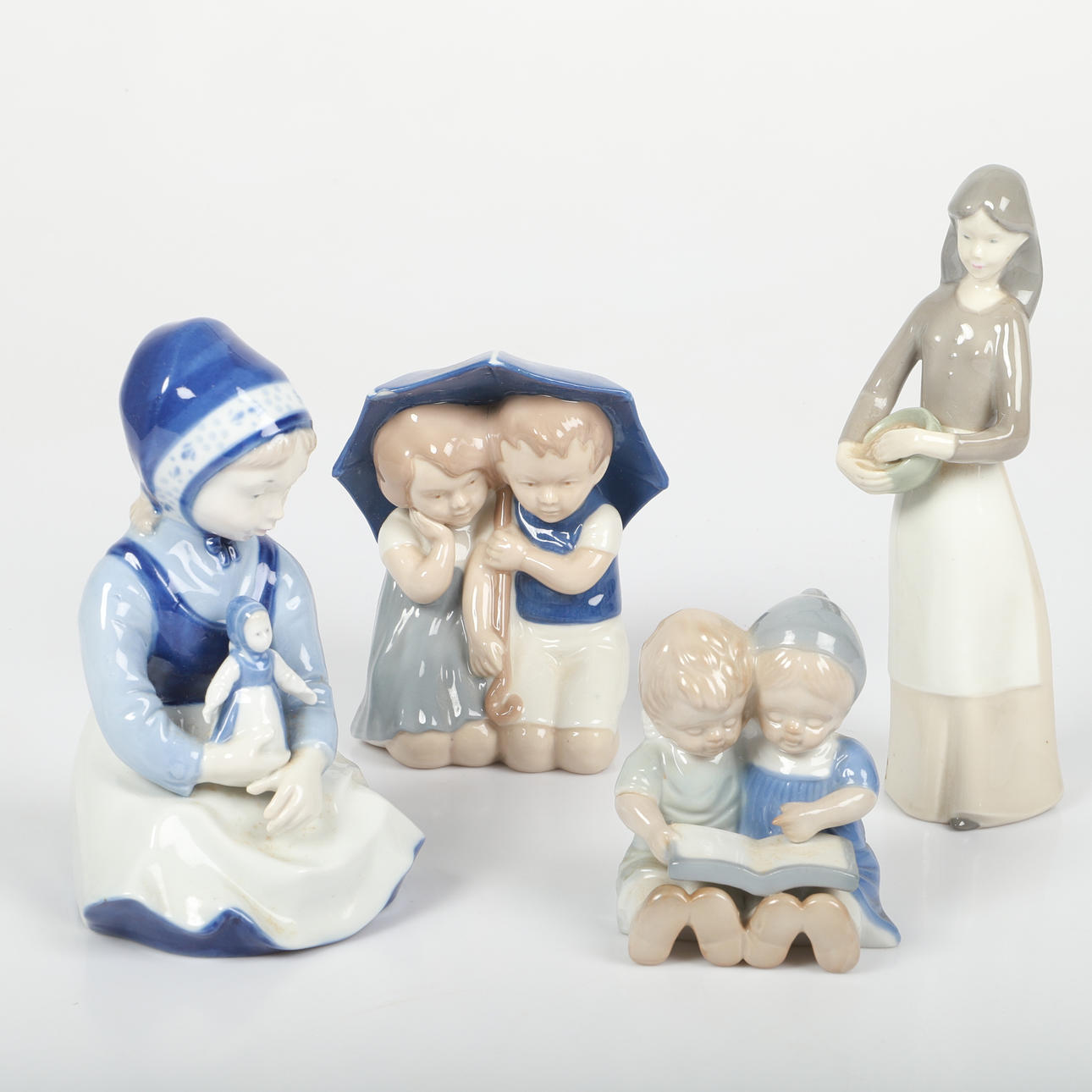 FIGURES, 4 kpl, posliini, fl. a. Gräfenthal, Saksa.