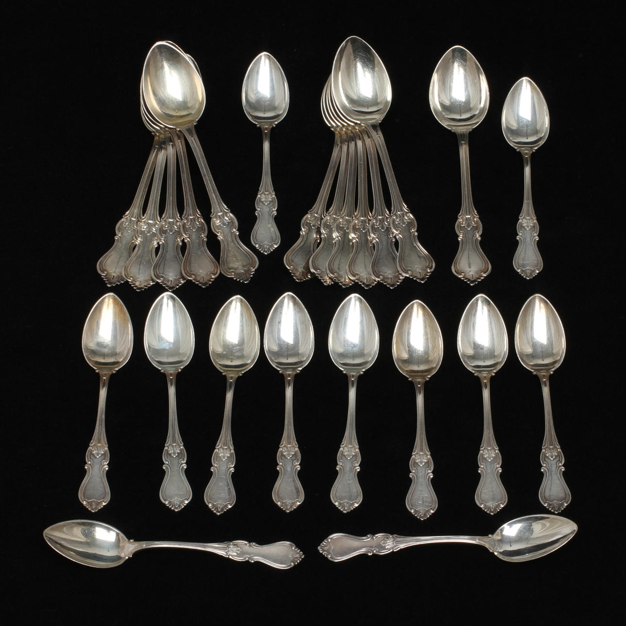 MOCCA- samt KAFFESKEDAR, 12 + 12 st, silver, modell Olga, C G Halberg, Stockholm, 1900-tal.