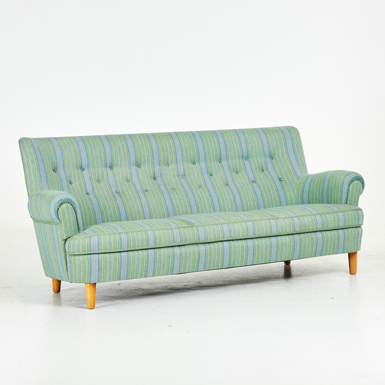 CARL MALMSTEN. A mid-20th century “Home Evening” sofa.