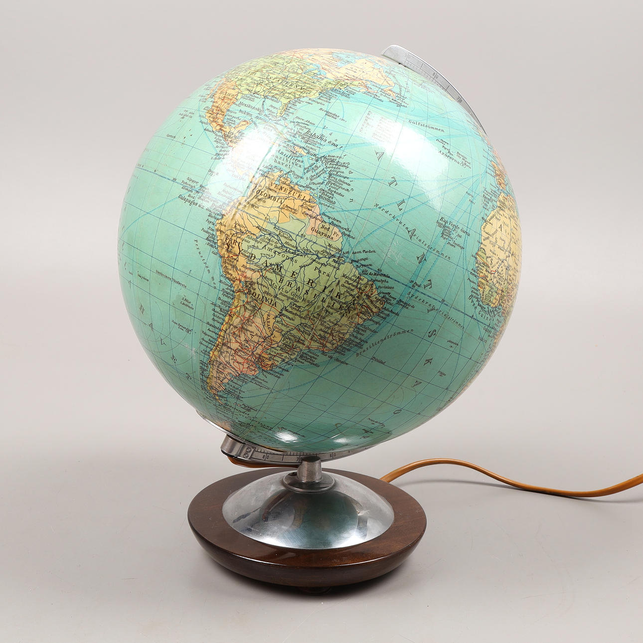 Eine Columbus Duo Glaskugel, Mitte des 20. Jahrhunderts.