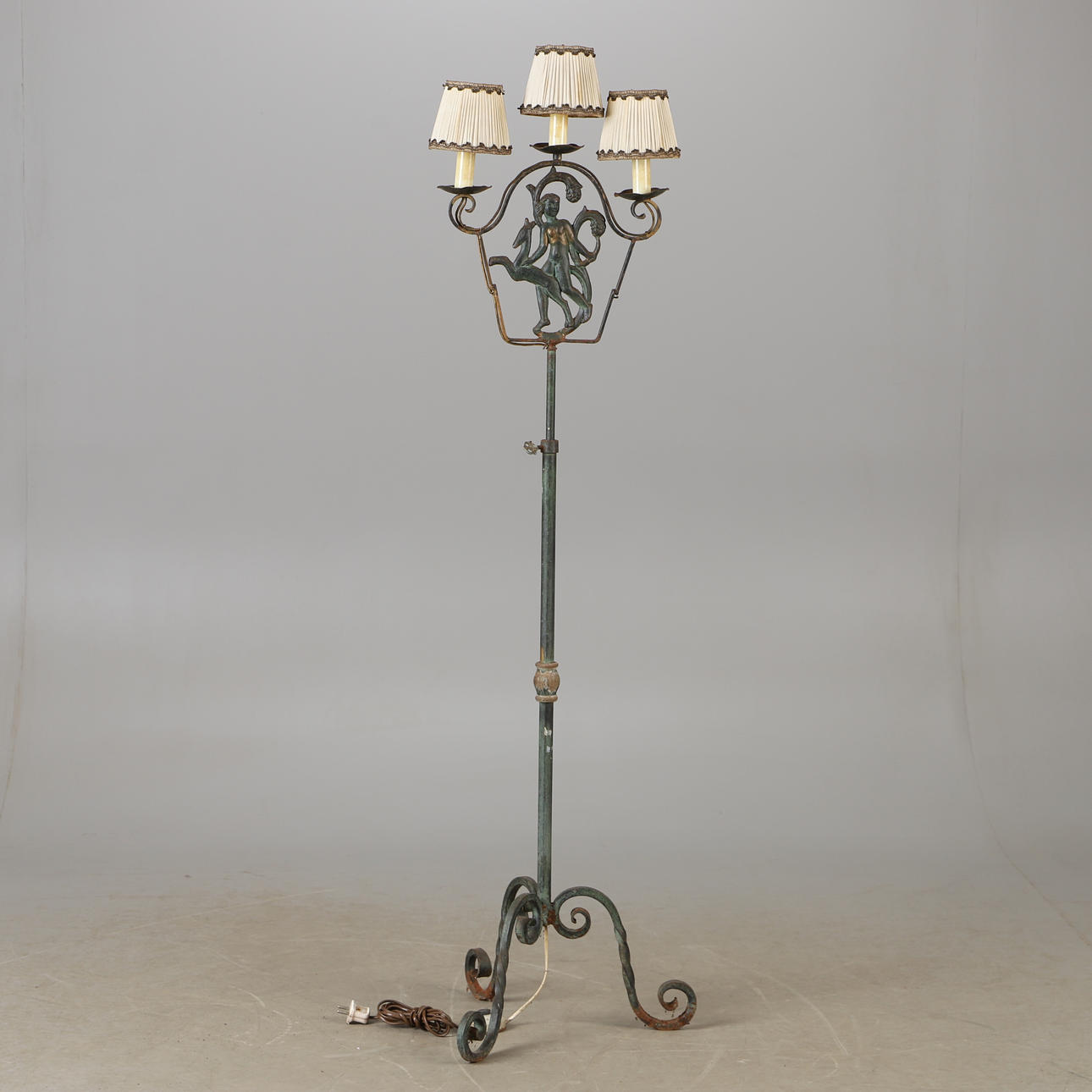 FLOOR LAMP with 3 light points, wrought, art deco.