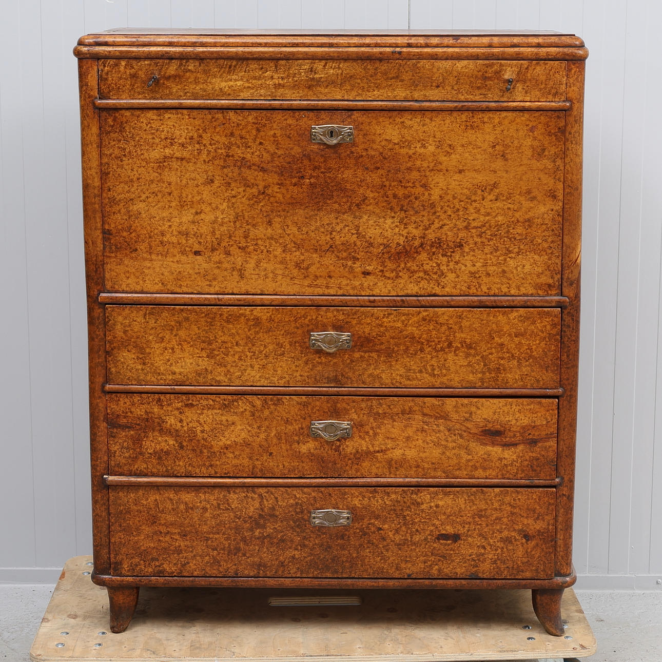 Secretary, 19th century.