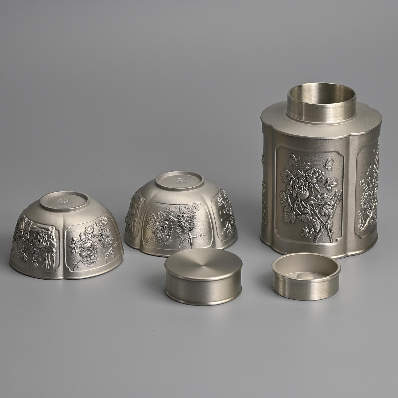 ROYAL SELANGOR, FOUR SEASONS COLLECTION - BOXED PEWTER TEA CADDY