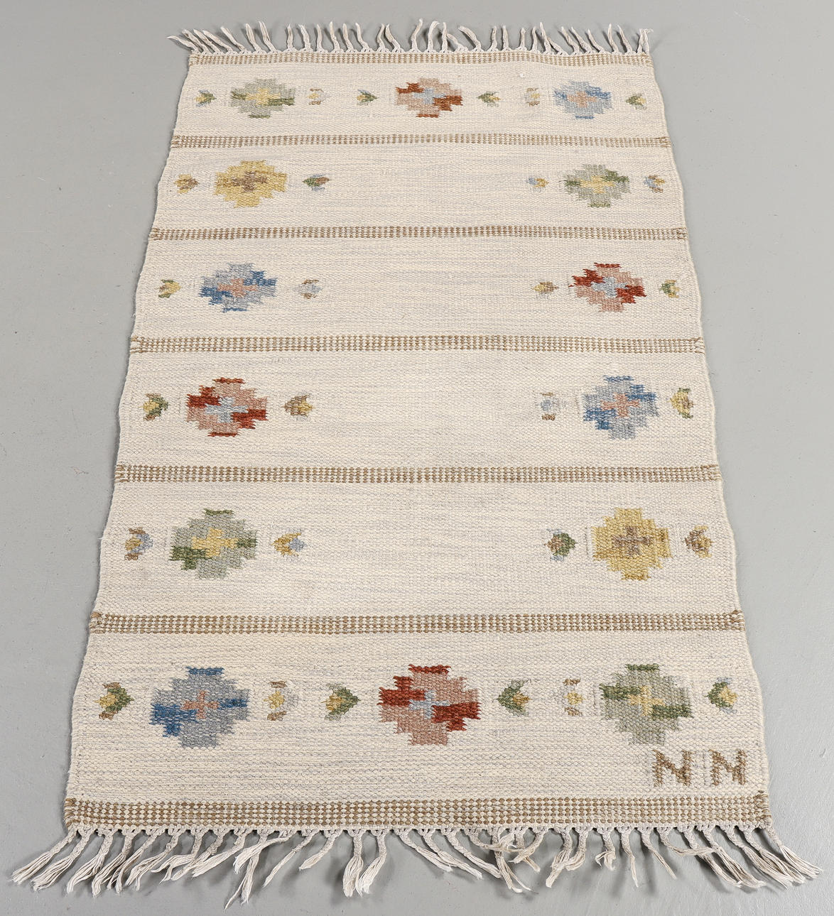 NILS NILSSON. Teppich Rölakan, „Mårbacka“, 155x90 cm.