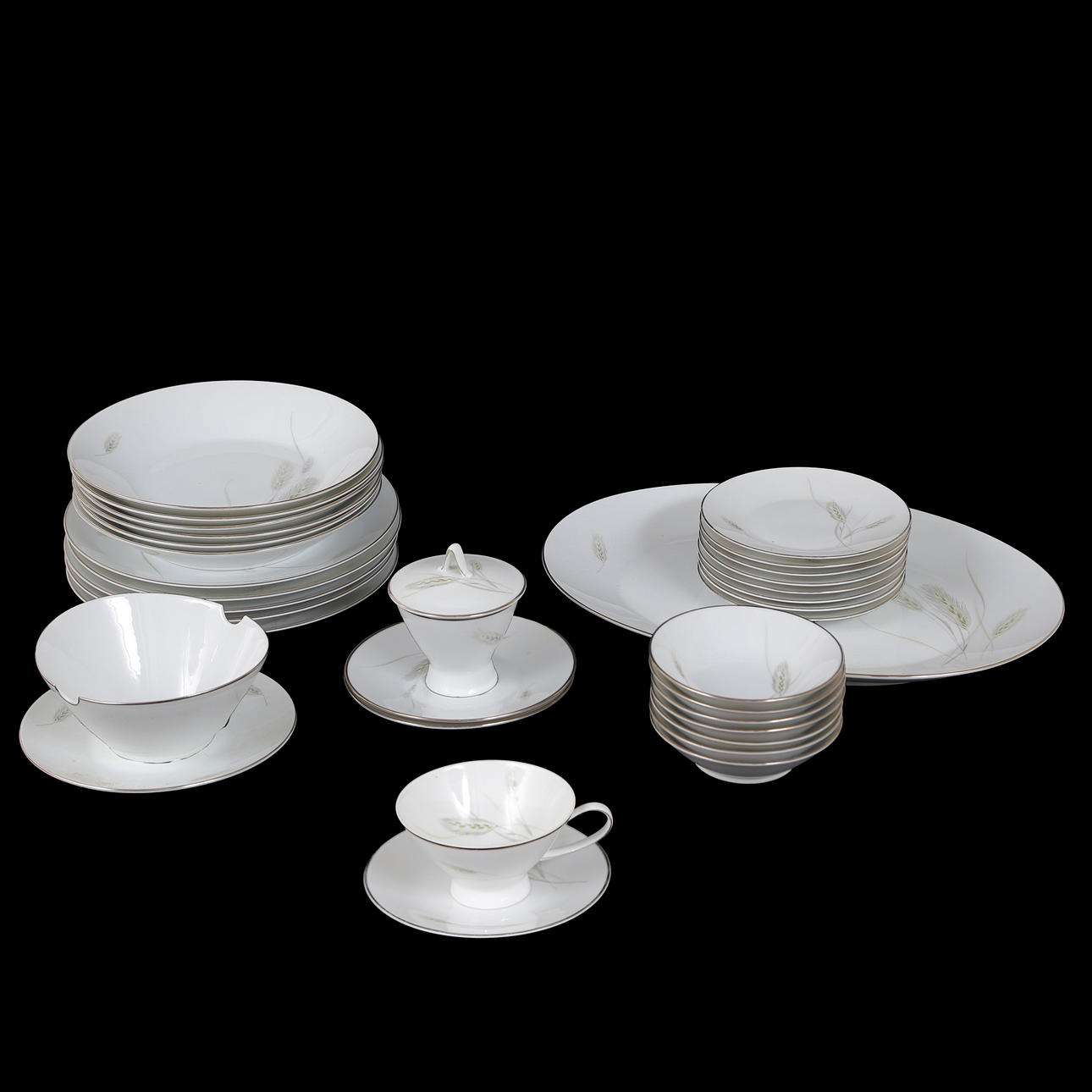 ROSENTHAL, TABLEWARE AND COFFEE SET, 39 PIECES.