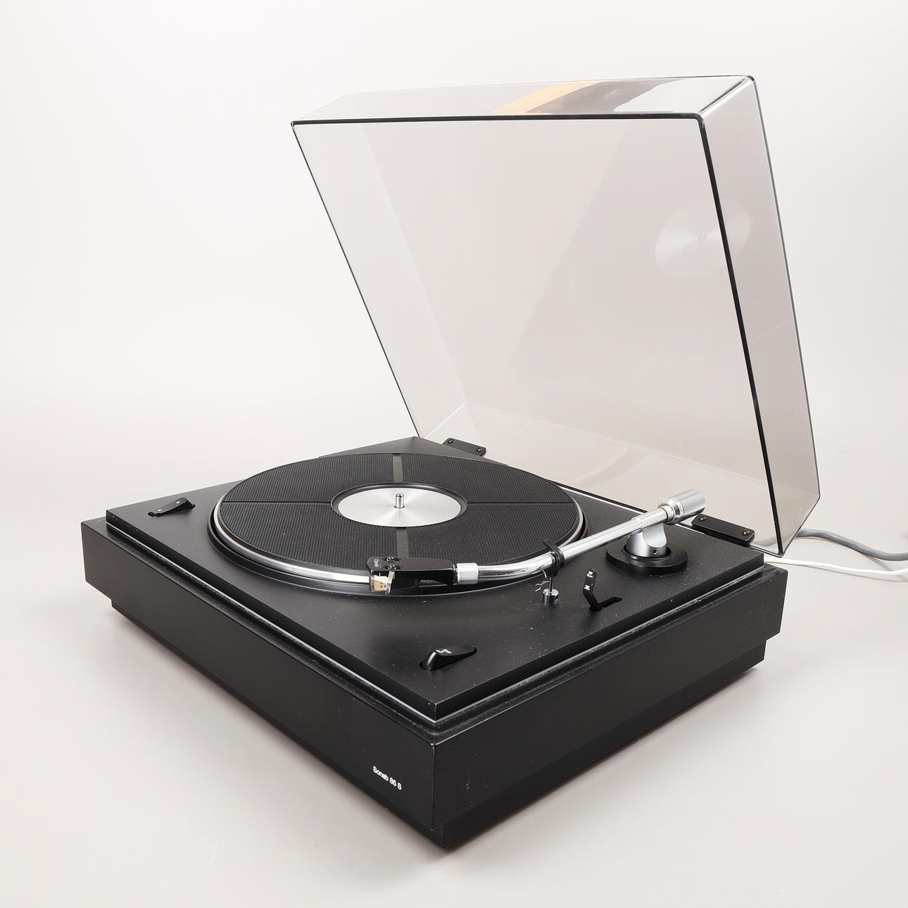 TURNTABLE, Sonab 85S.