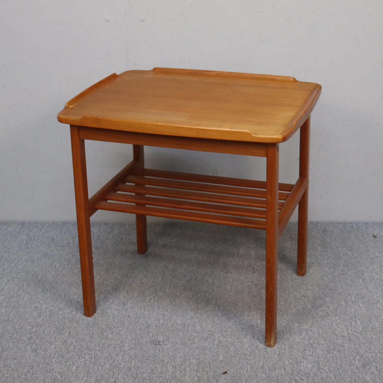 SIDE TABLE with magazine shelf, teak, probably DS Möbler Denmark, 1960/70's.