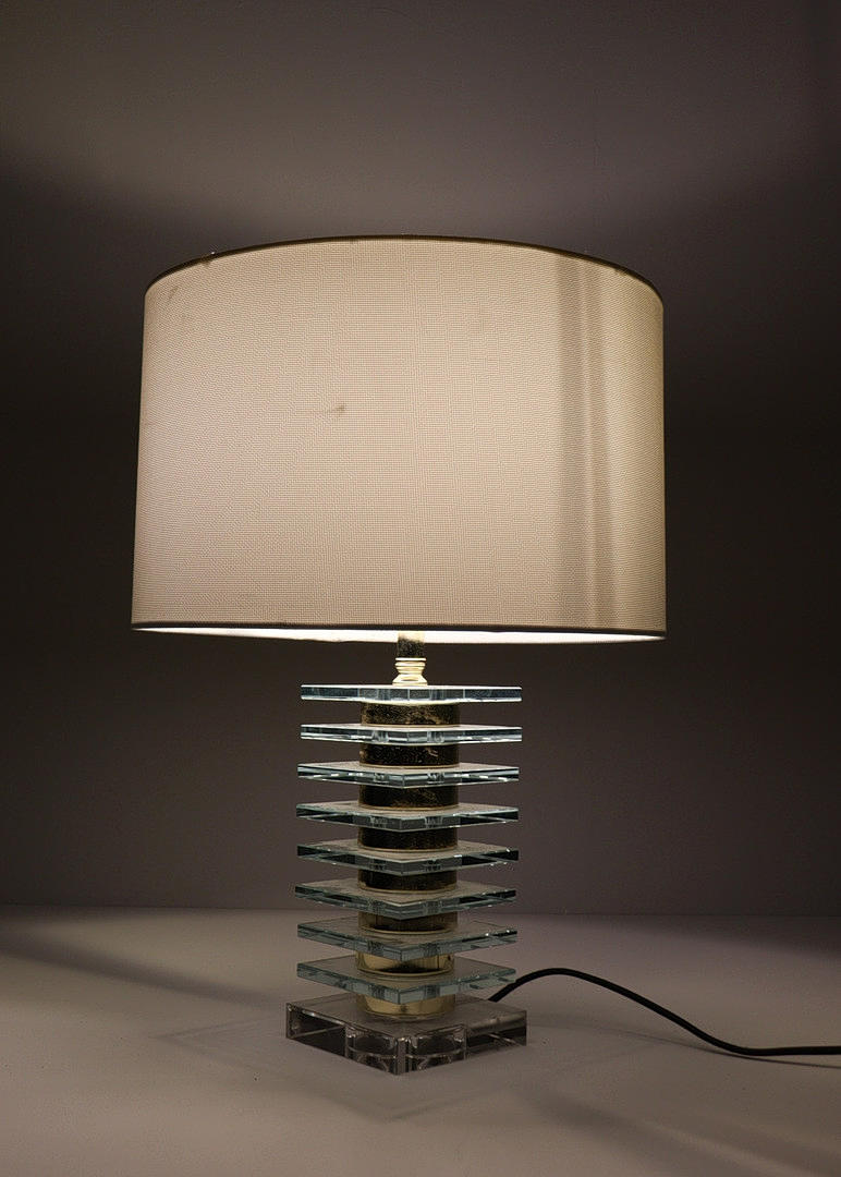 French plexiglass table lamp/table lamp, 1980s.