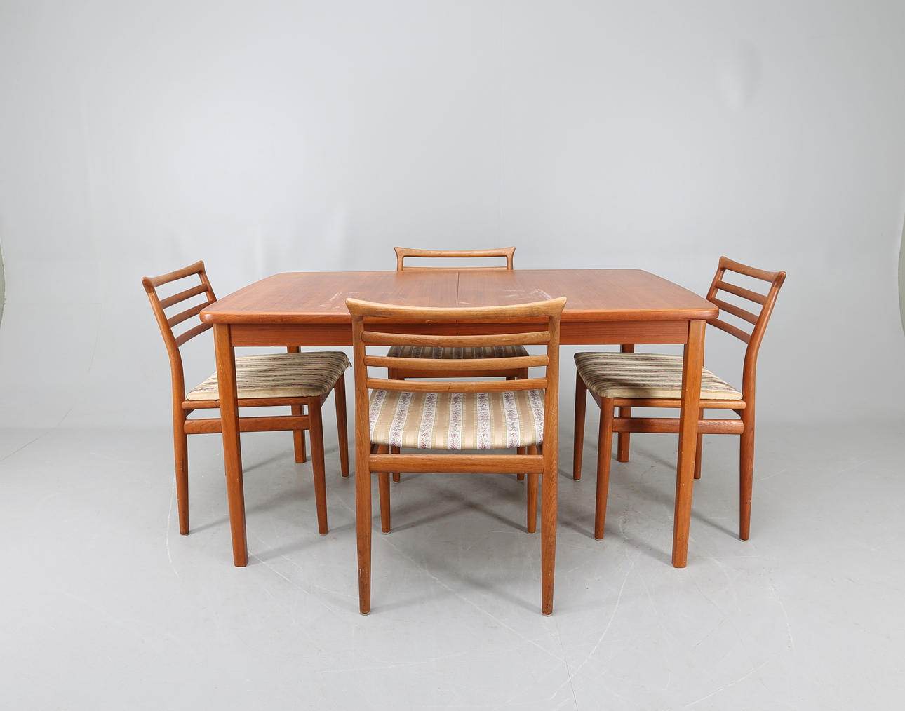 MATSALSMÖBEL, 5 delar, teak, Sorö Stolefabrik, Danmark, 1900-talets mitt.