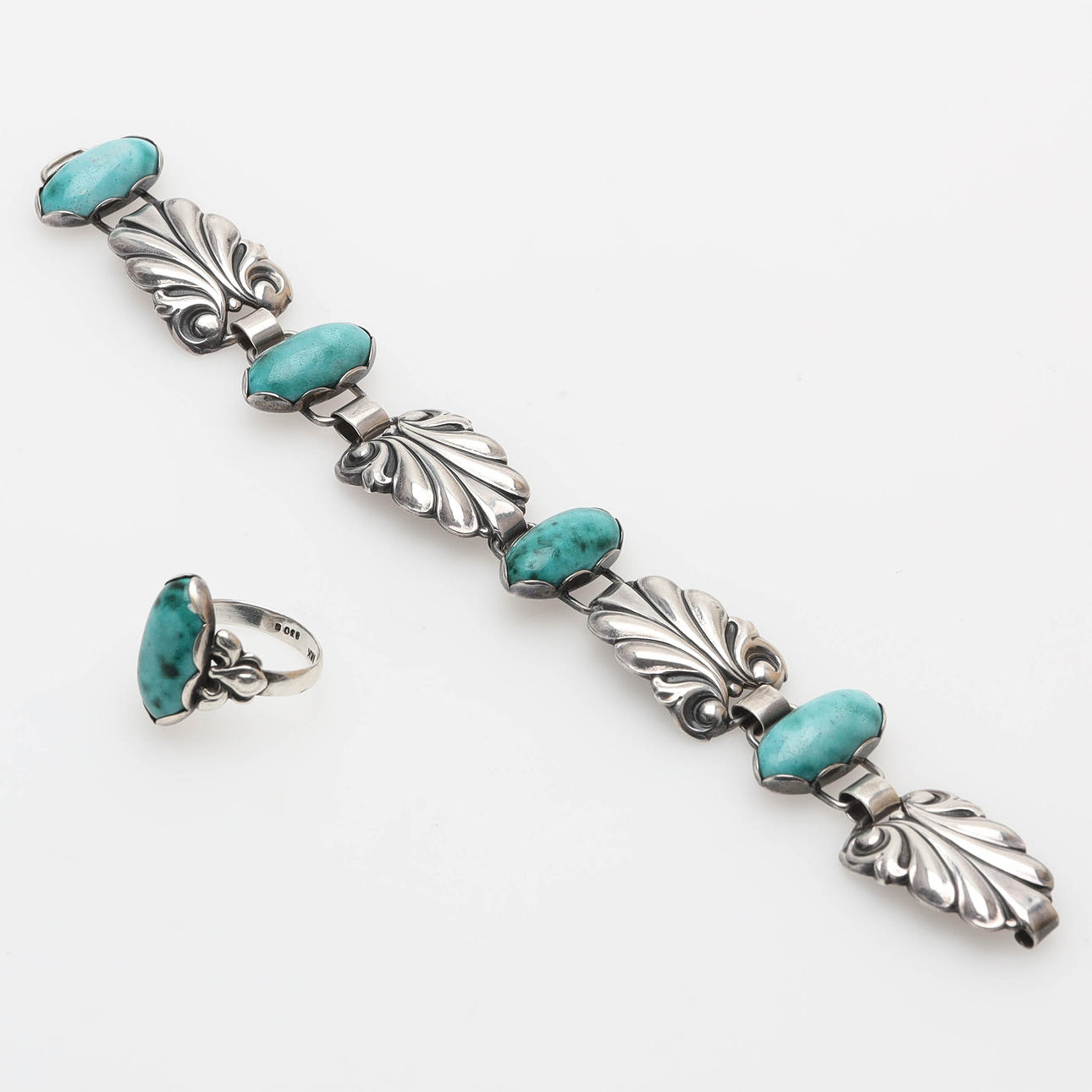 BRACELET and RING, silver.