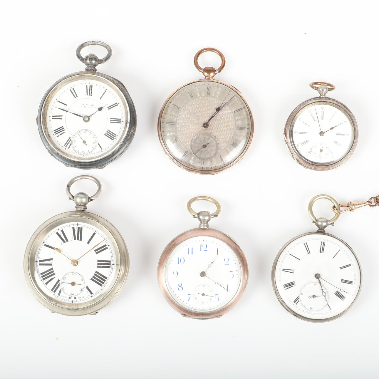 Taskukello, 7 kpl, s. k. avaimenvedin, fl. a. hopea.