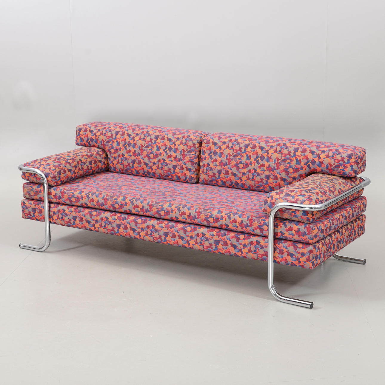 Ein Stahlrohrsofa, Dänemark, 1990er.