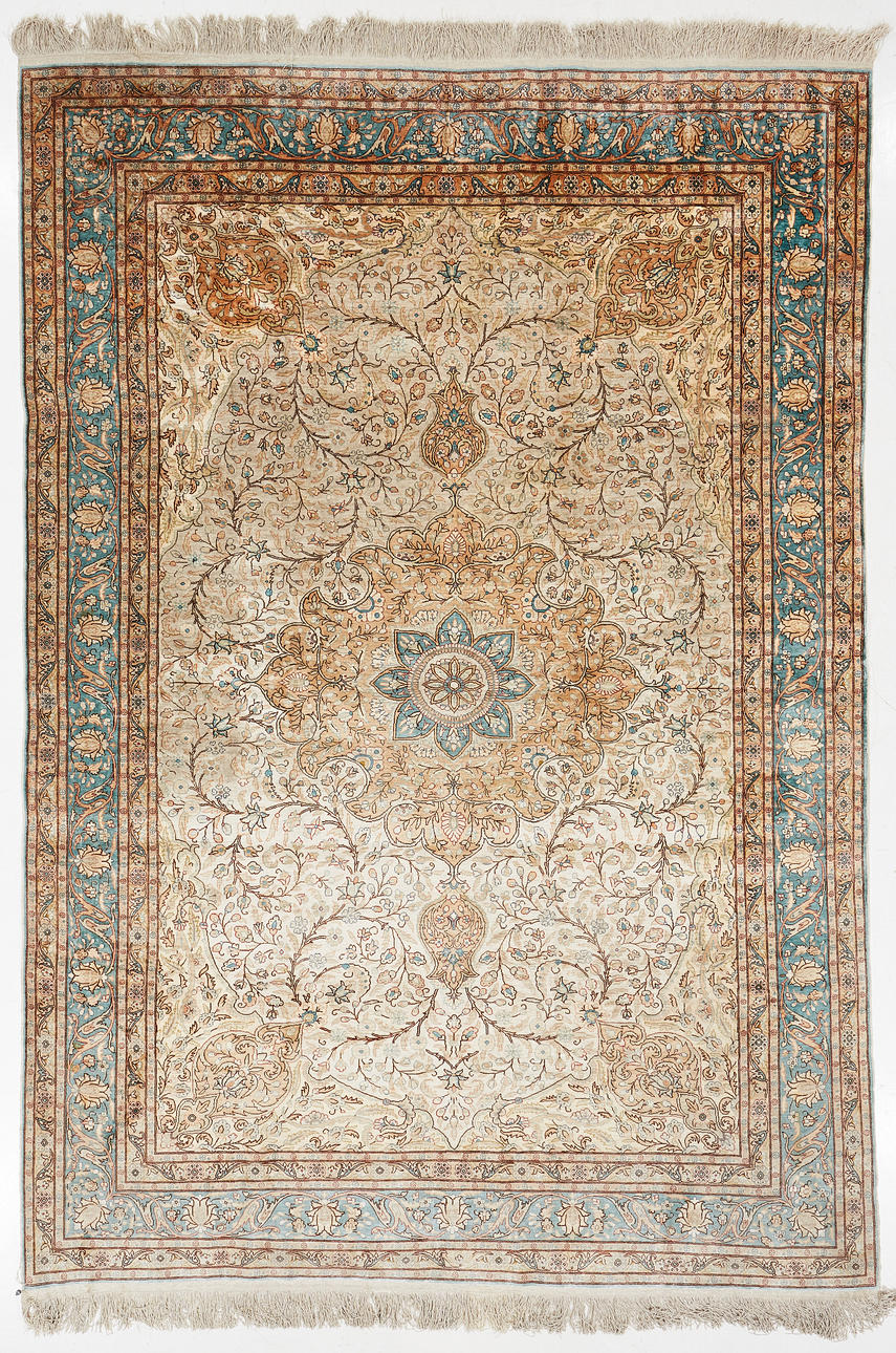 ORIENT CARPET, semi-antique, approx. 315x210 cm.
