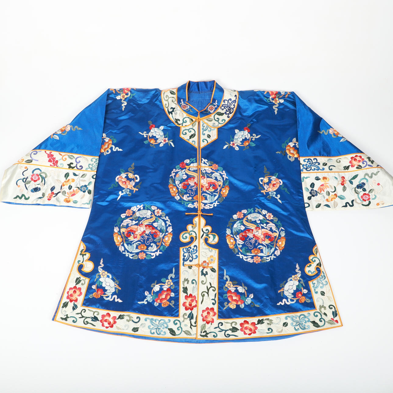JACKET, embroidered silk, Asia.