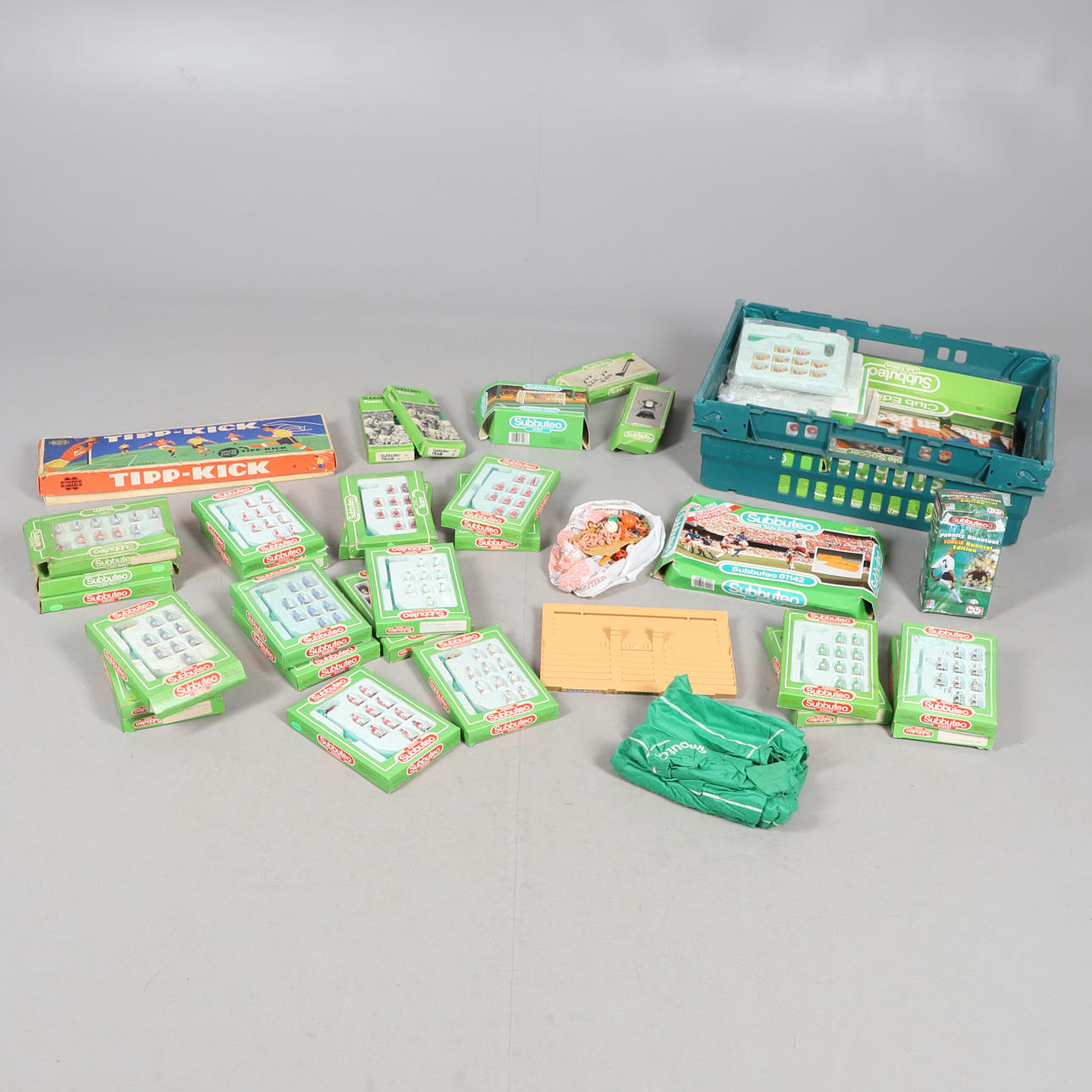 A LARGE QUANTITY OF SUBBUTEO BOXED SETS.