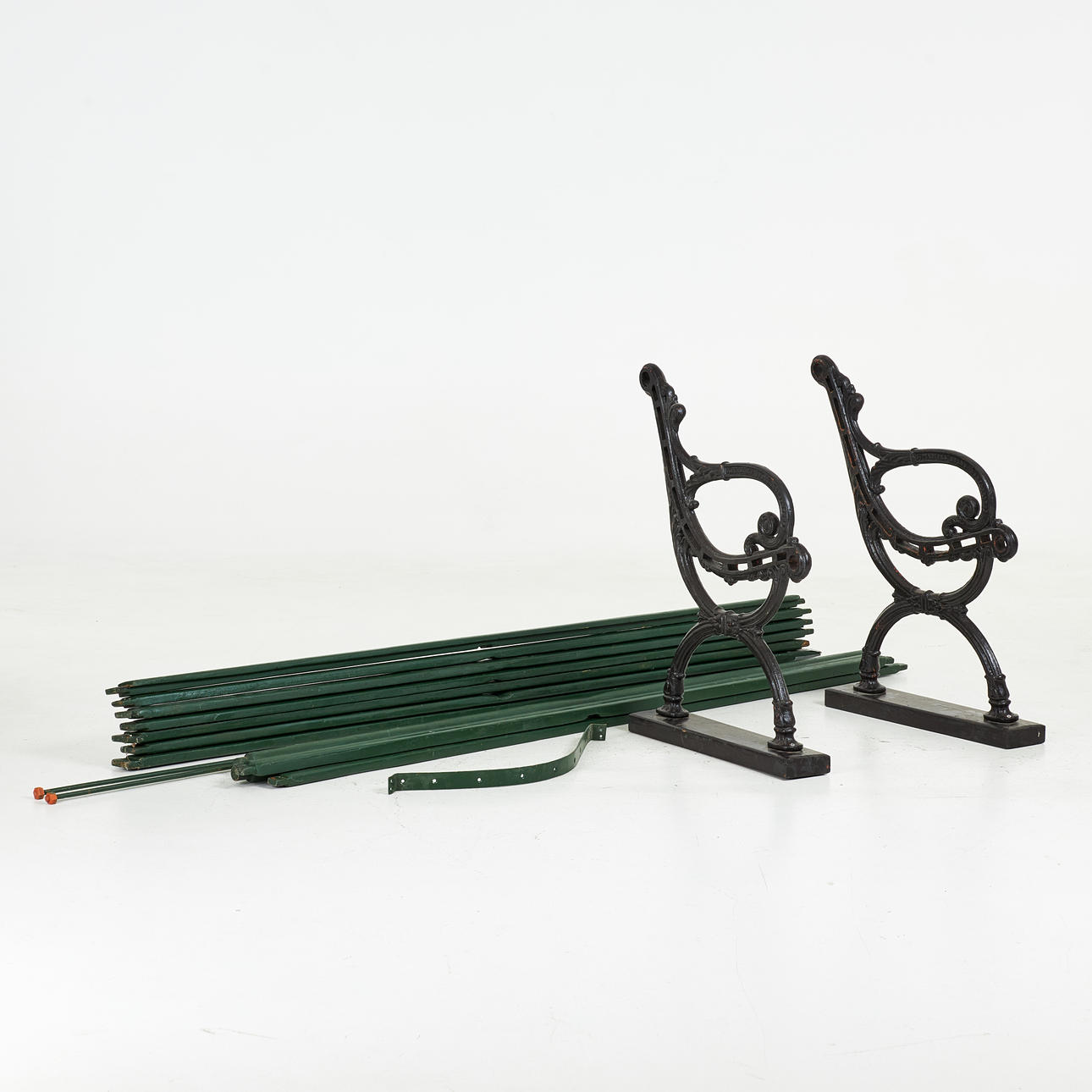 GABLES for GARDEN SOFA. First half of the 20th century, cast iron, Söderblom's company Eskilstuna, ribs, struts and fittings included.