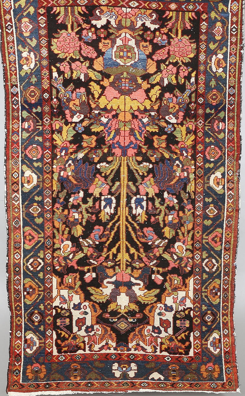 MATTA, Bakthiari, orientalisk, 115 x 206 cm.