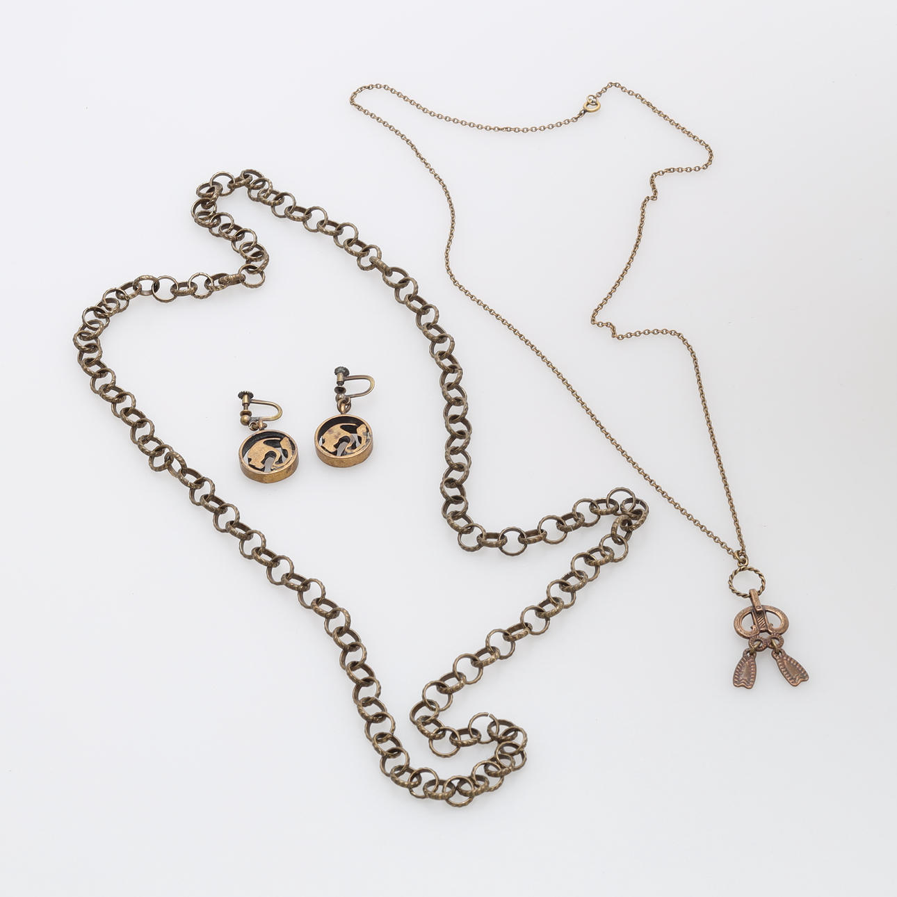 EIN BRONZESCHMUCK, Kalevala, Finnland.