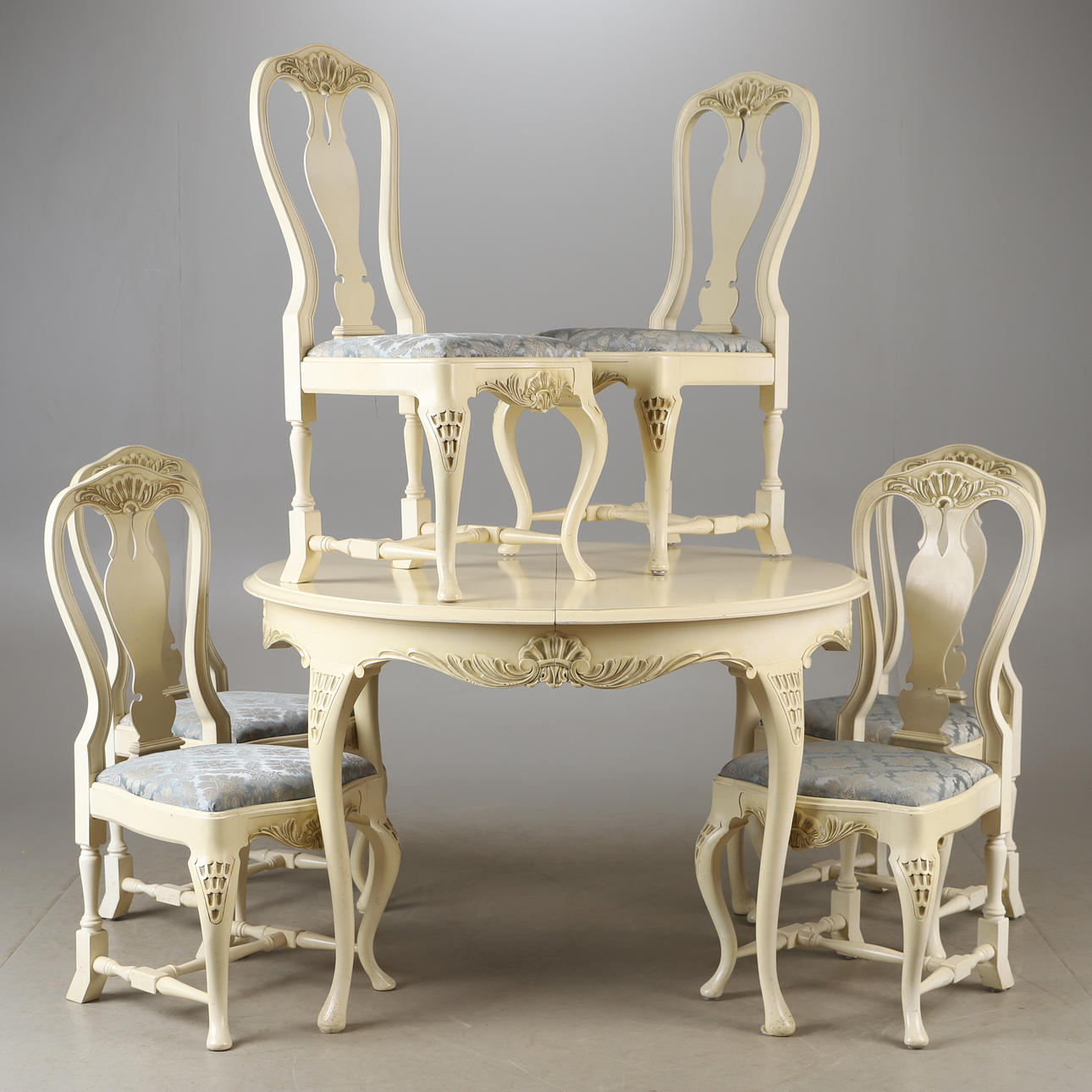 DINING GROUP, 7 pieces, white painted, rococo style.