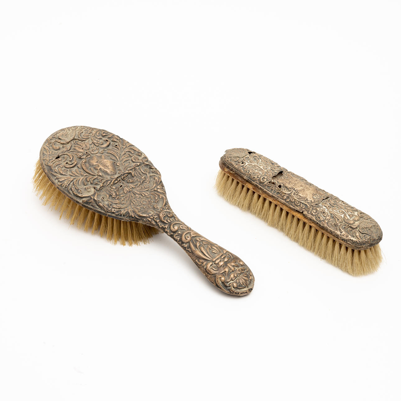 Two silver brushes, William Aitken and W D, Birmingham, 1909..