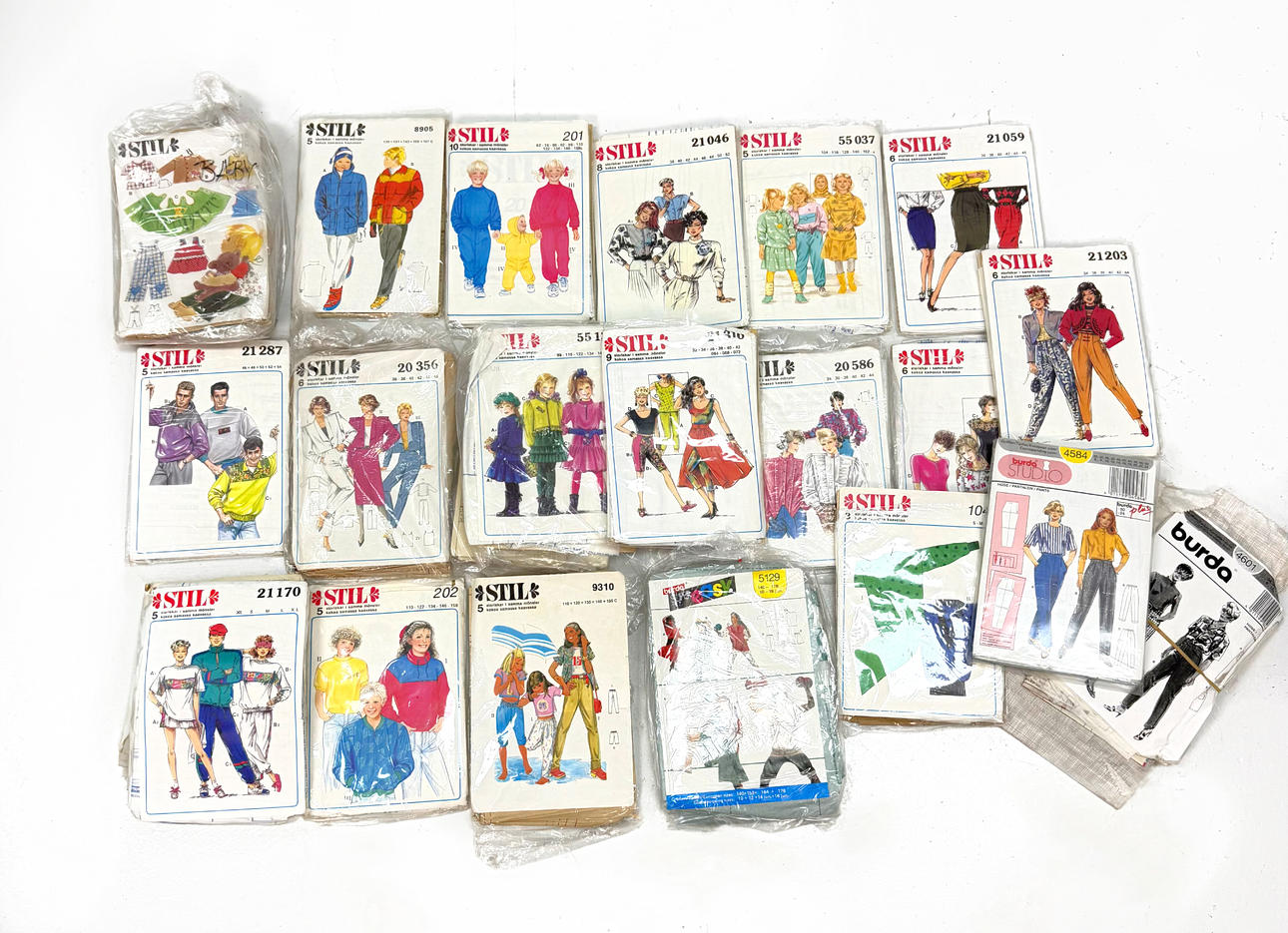 TEXTILE/SEWING PATTERNS 70-80-90 numbers.