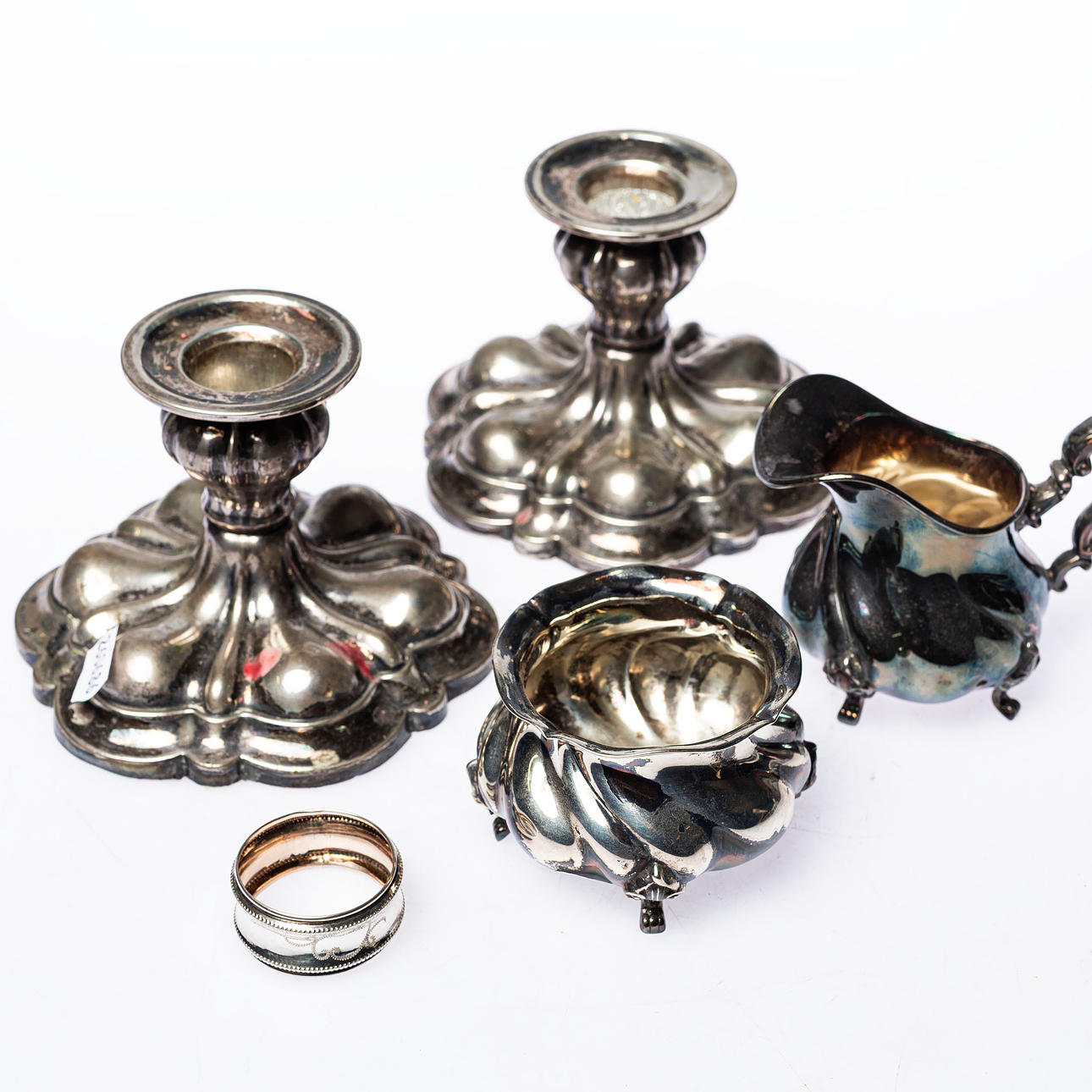 SILVER OBJECTS, 5 pieces, approx. 682 g.