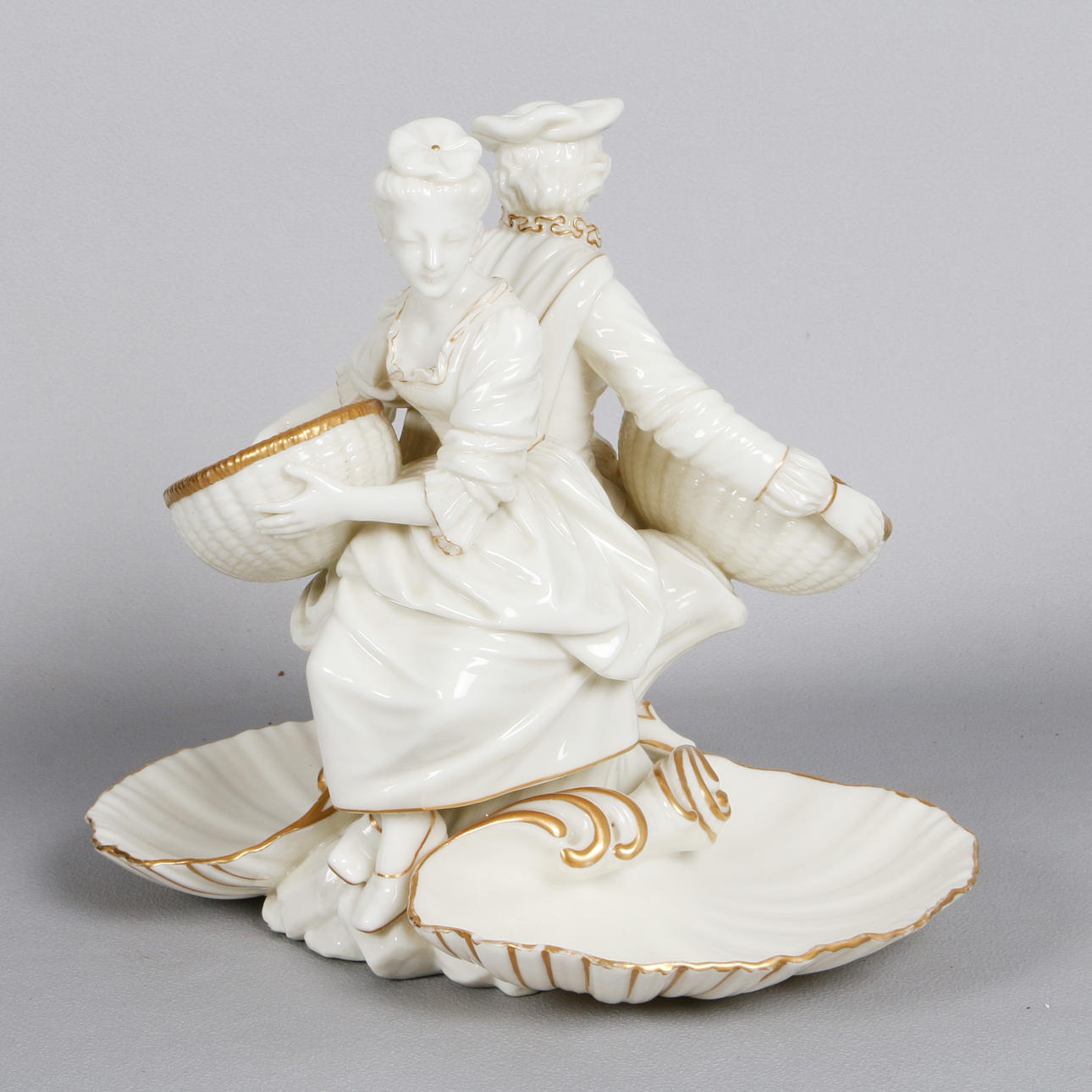 MAKEALIHARJA, PORSLIN, ROYAL WORCESTER, 1800-LUKU.