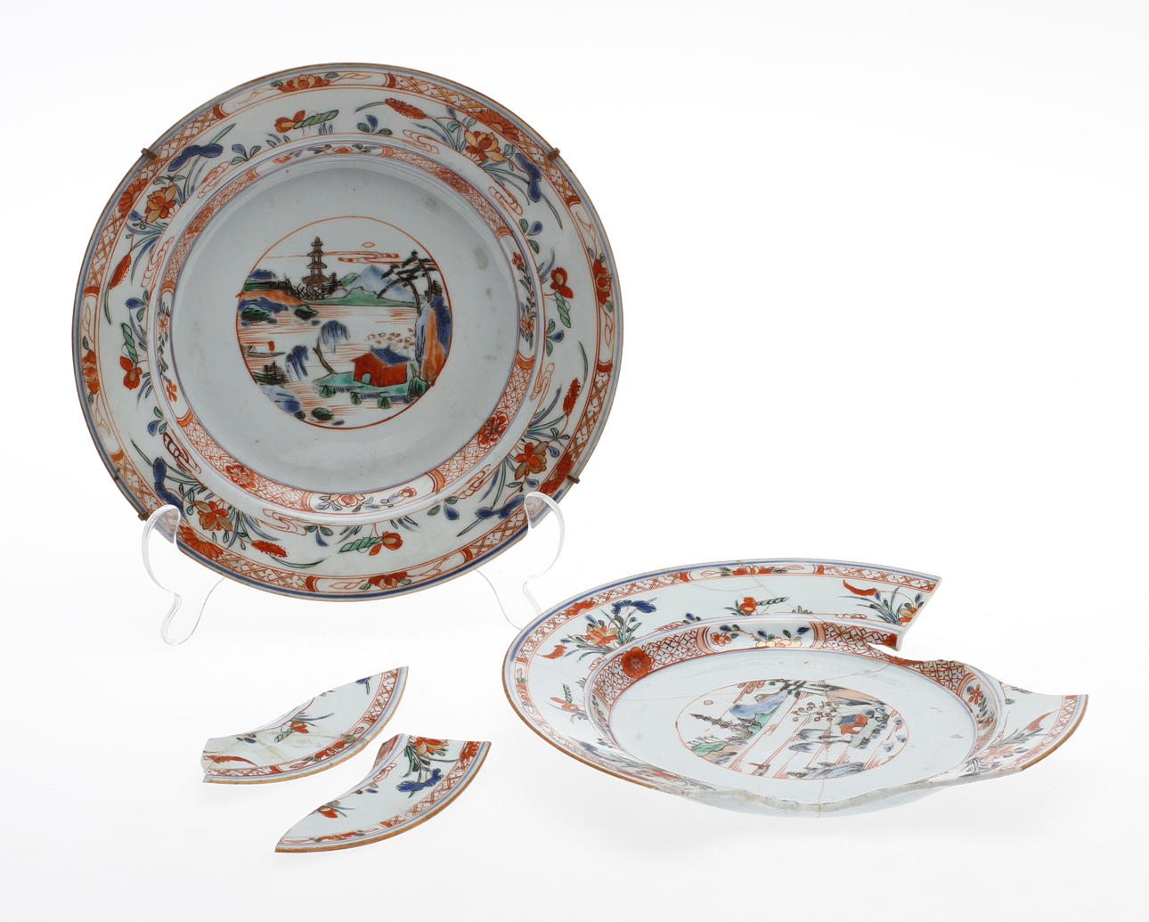 TALLRIKAR, ett par, porslin, Kina, 1800-tal.