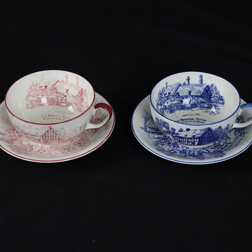 TEKOPPER MED UNDERKOP, 4 stk., Old England, Crown Devon.