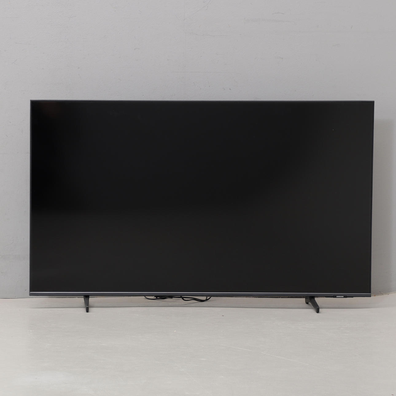 TV, Samsung, 50 inch, 2020s.