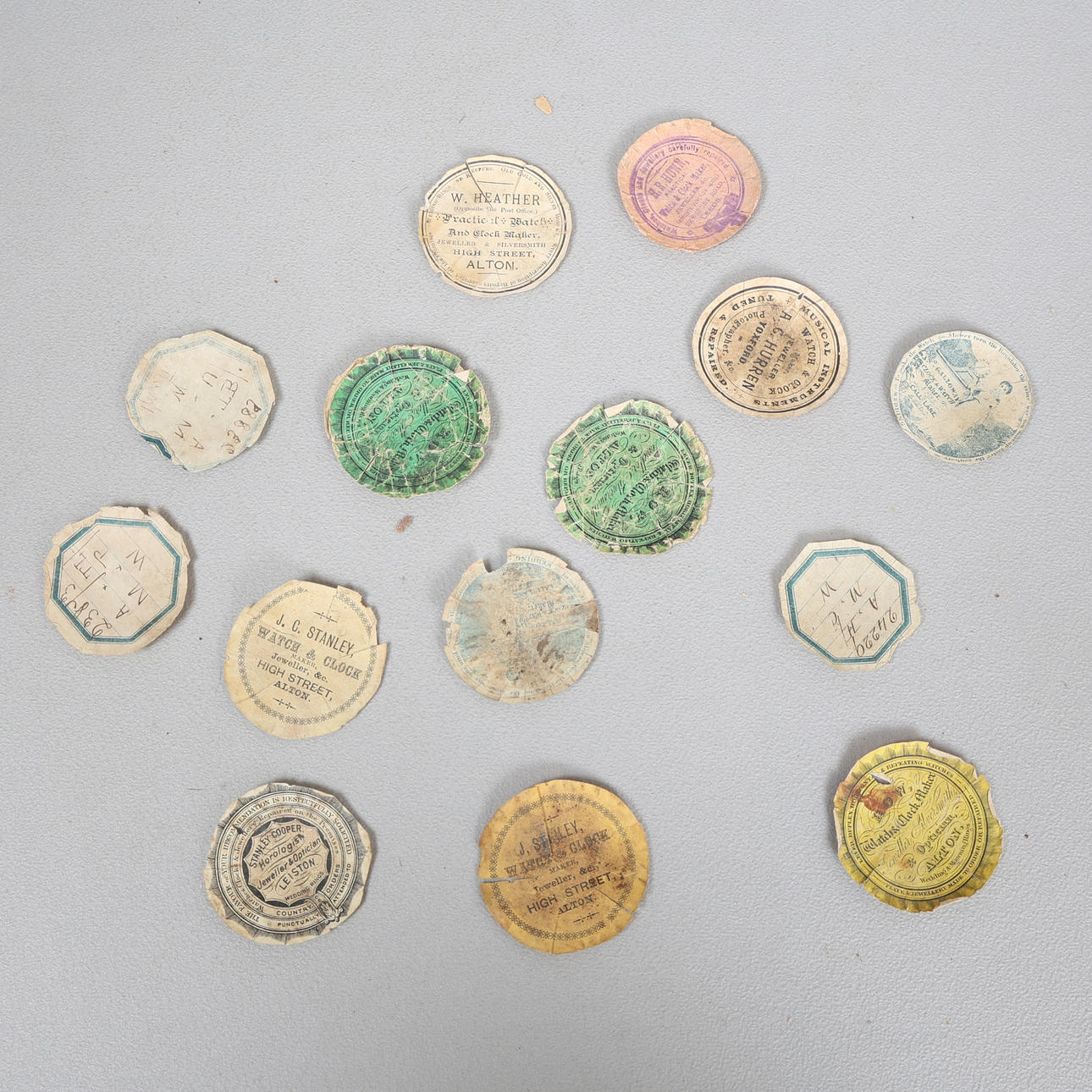 KOKOELMA TASKUKELLON PAPERITARROJA (15).