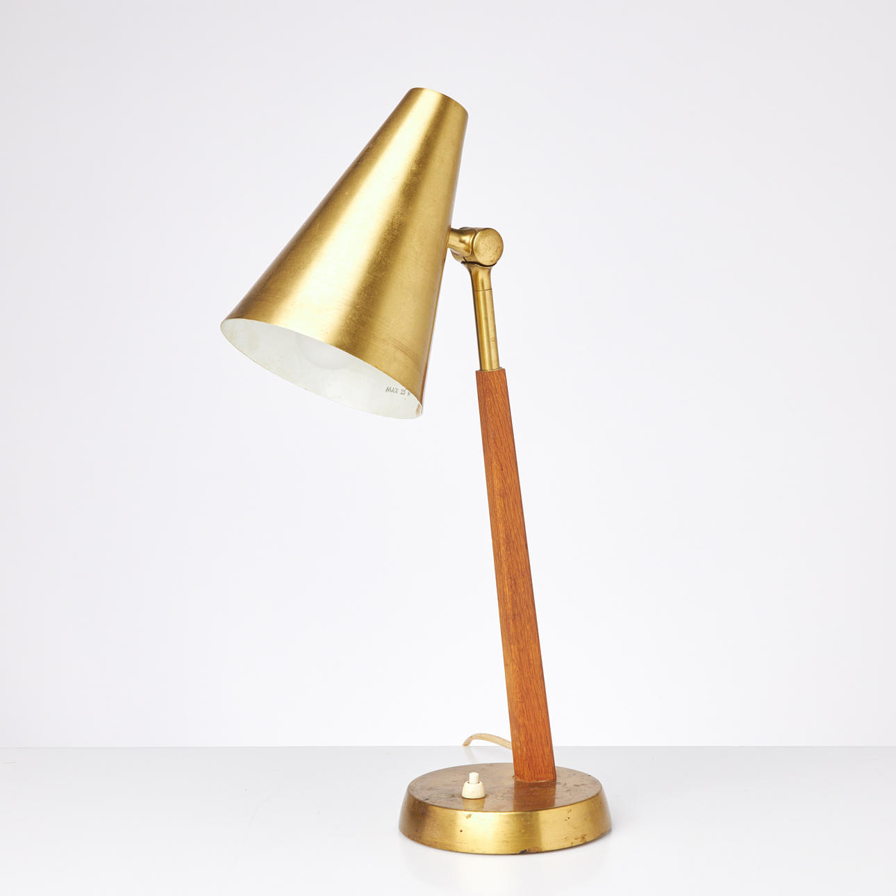 FALKENBERGS ILLUMINATION, table lamp, 1950/60s, model 6408, brass screen and footplate, oak base, marked FLB.