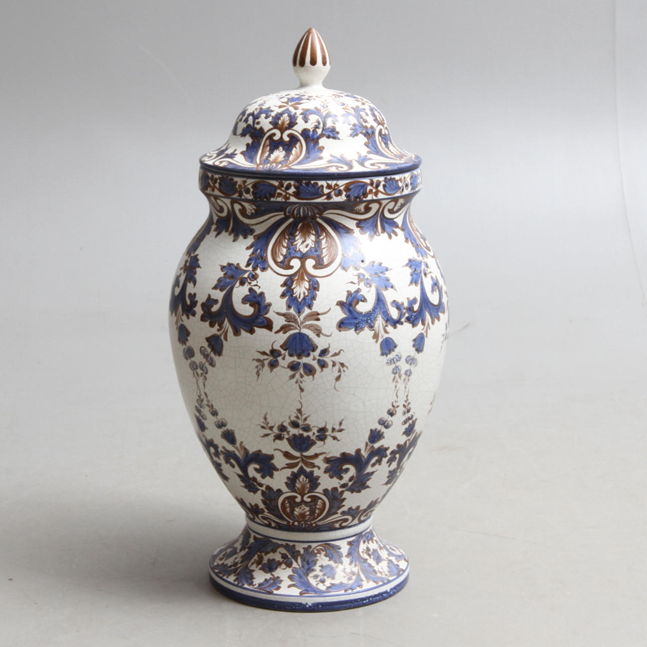 URNA, keramik, Portugal, 1900-talets andra hälft.