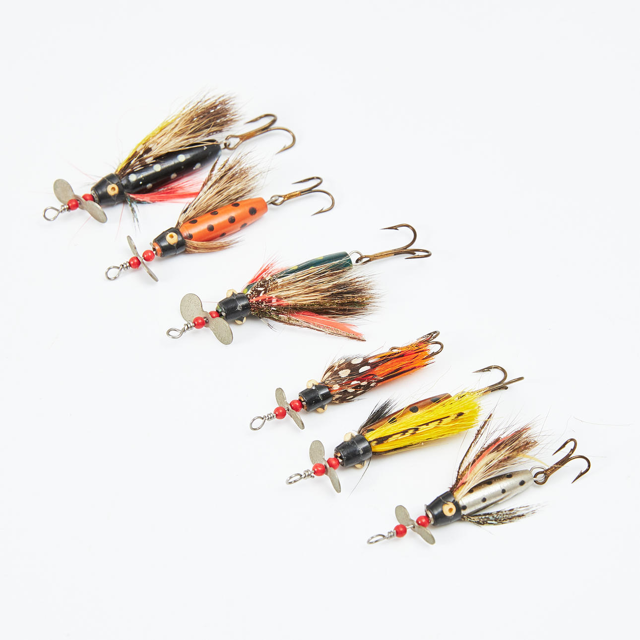 FLUEFISKEKLAPPER, 6 stk., malet metal, 1900-tal.