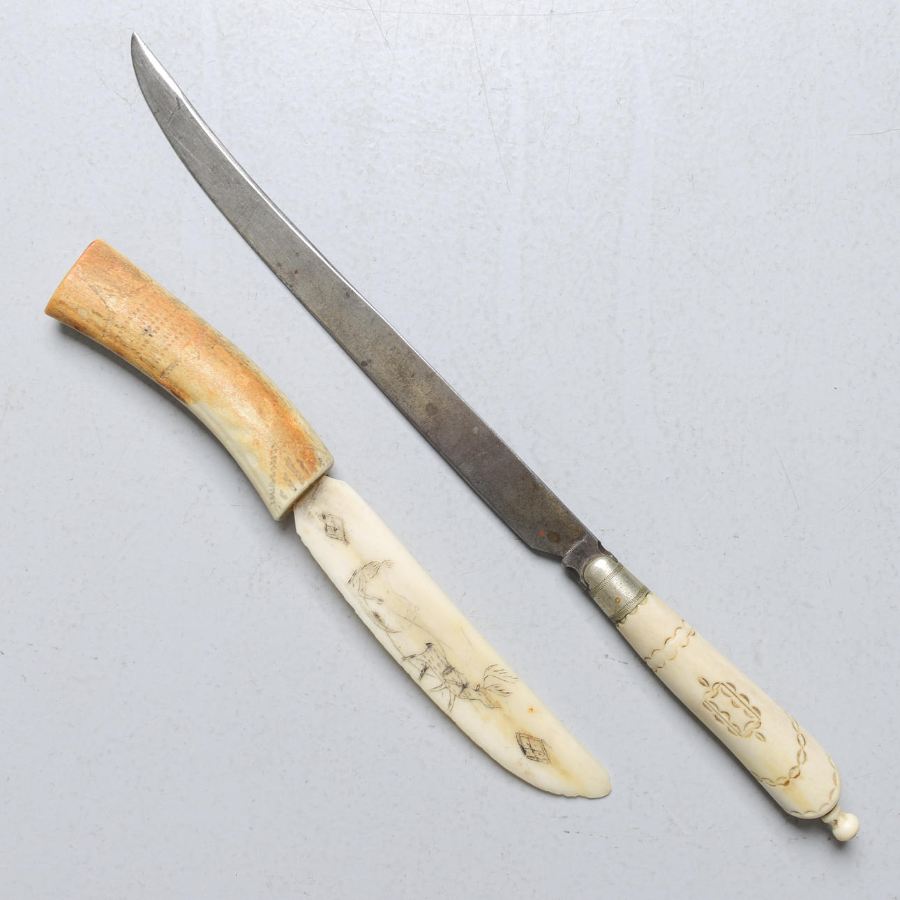 SAMEARBETEN, 2 knive heraf 1 brevpapirkniv.