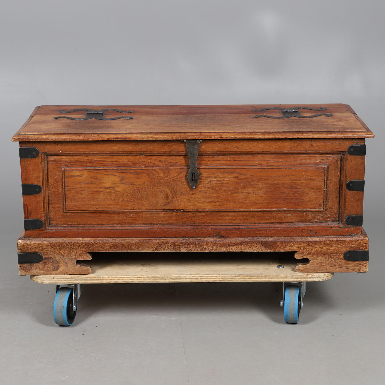 EN LILLE TRÆSTAMME.