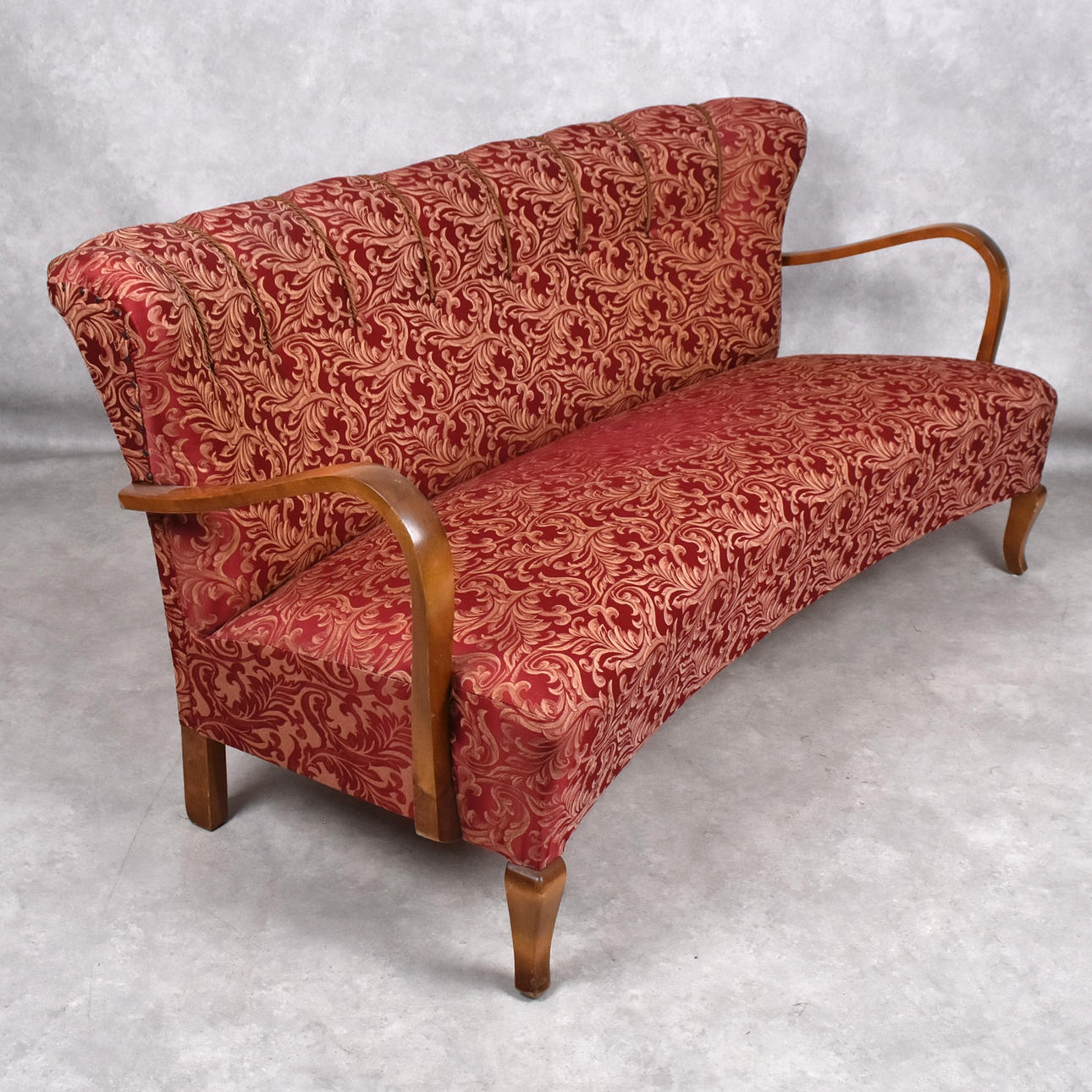 A 1940s/50s sofa.