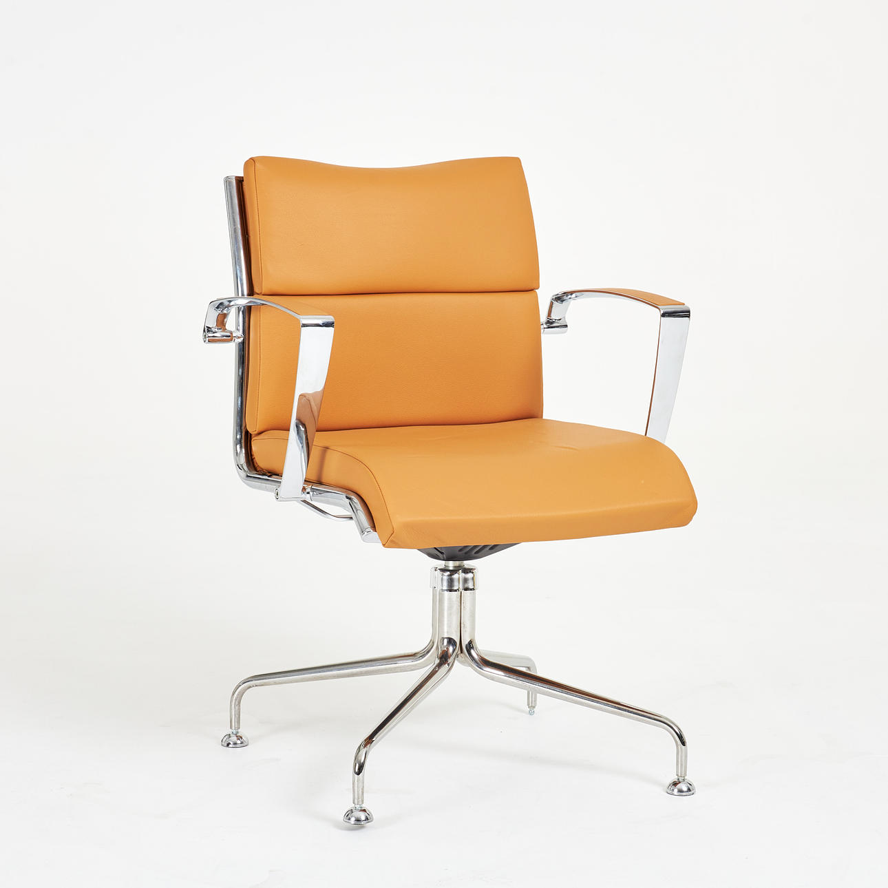 „ORIGAMI“, Leyform kontorstol, 20. århundrede, kunstlæder.