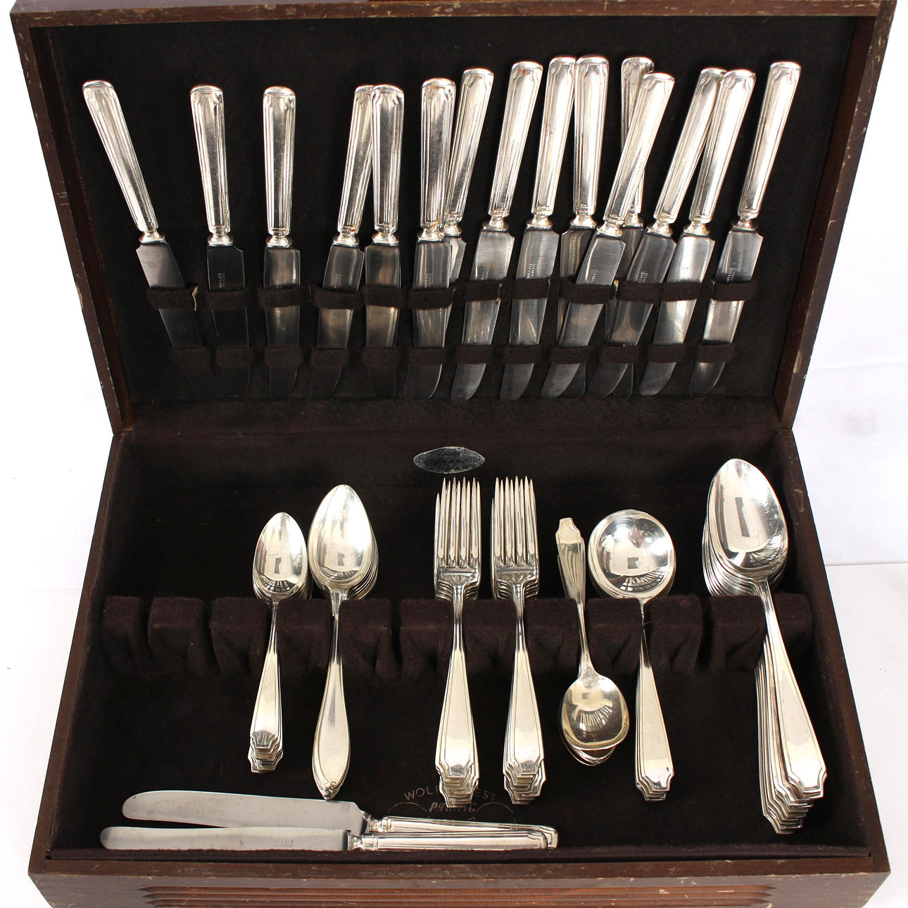 Plata alpaca bañada en plata. 80 piezas.