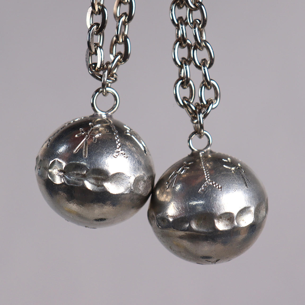 MAGIC BALL, pewter, Sami welded, 2pcs.