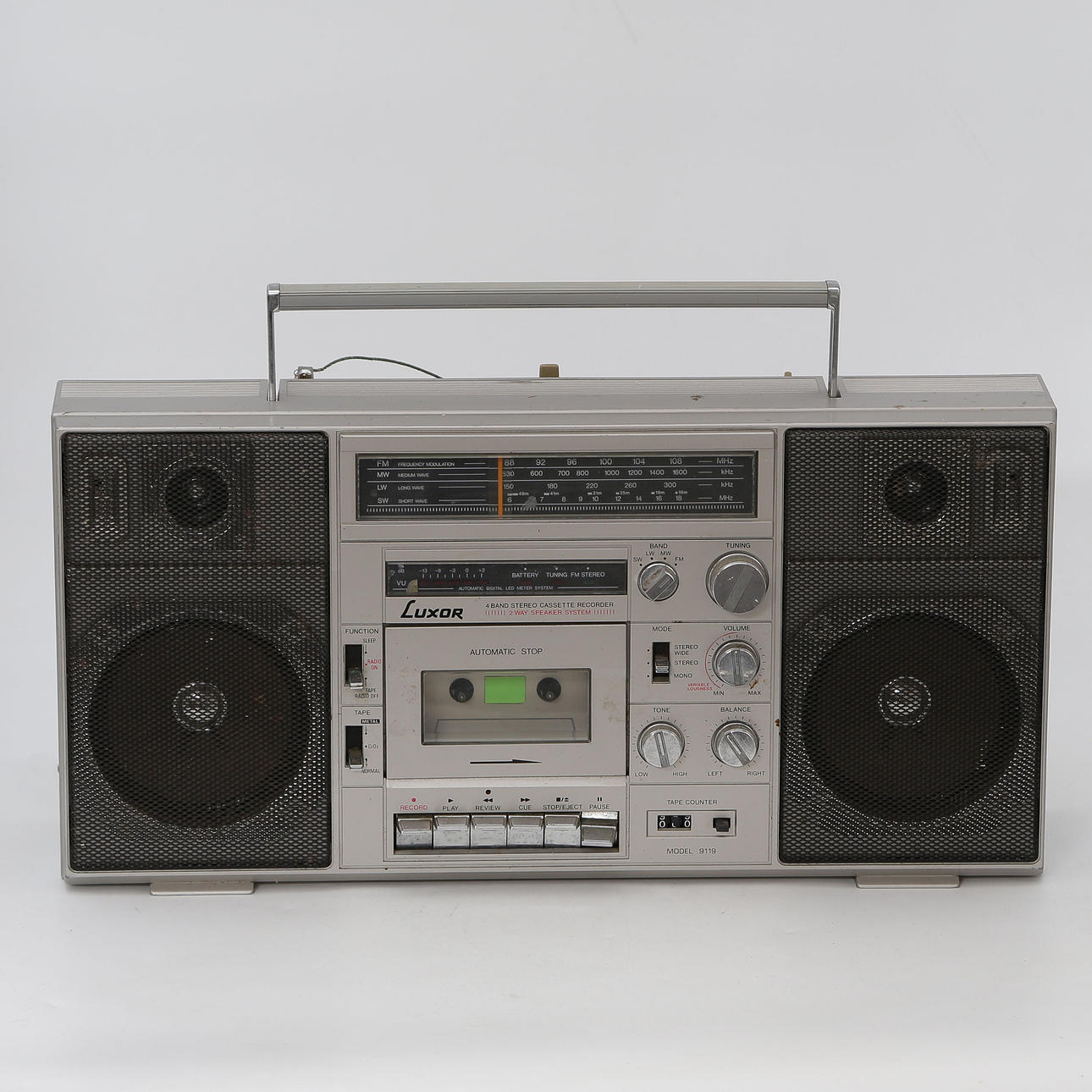 CASSETTE RECORDER “ROCK BLASTER” LUXOR, MODEL 9119.