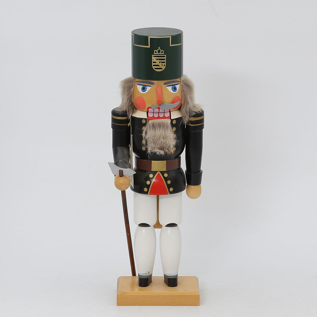 NUTCRACKER (37 cm), SEIFFENER NUSSKNACKERHAUS CHRISTIAN ULBRICHT, GERMANY.