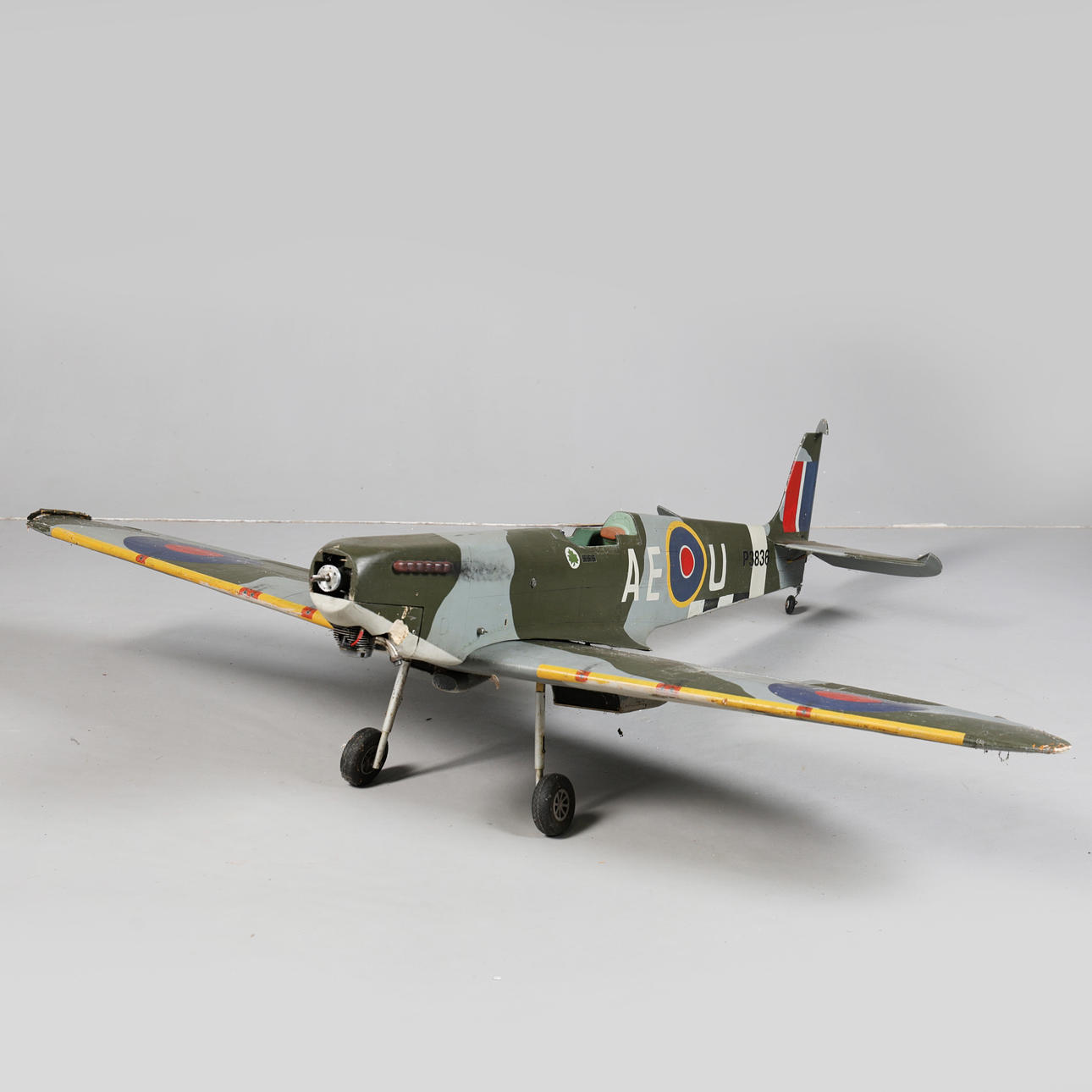 A MODEL SPITFIRE P3836 AIRCRAFT.