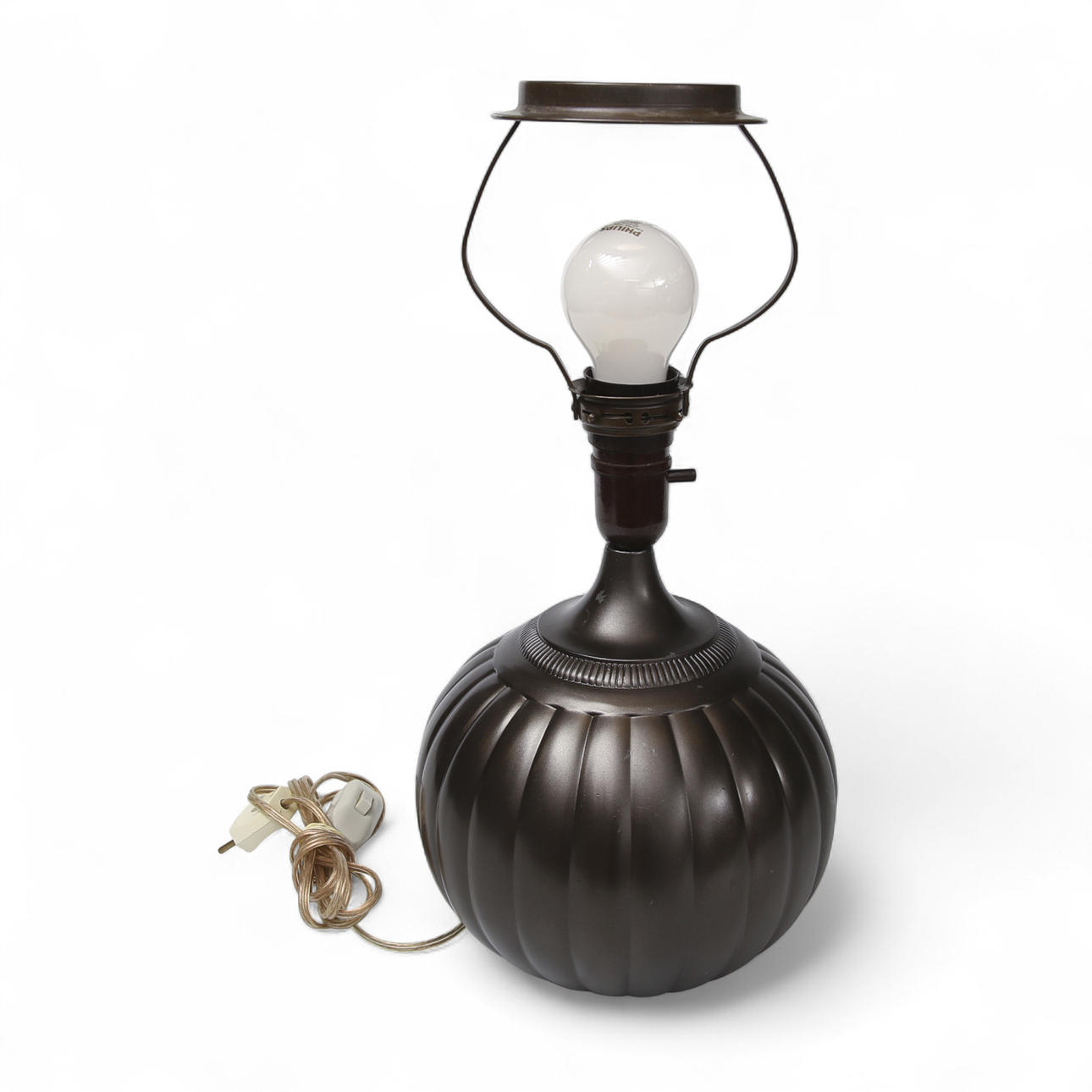 JUST ANDERSEN (1884-1943). Table lamp made of disco metal Just Andersen, model no. 1632, Denmark, designed in 1934.