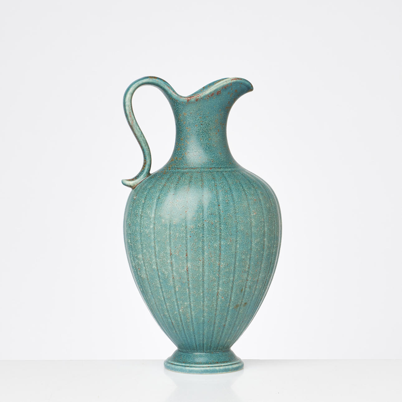 GUNNAR NYLUND. Hænkelvase, Rørstrand.