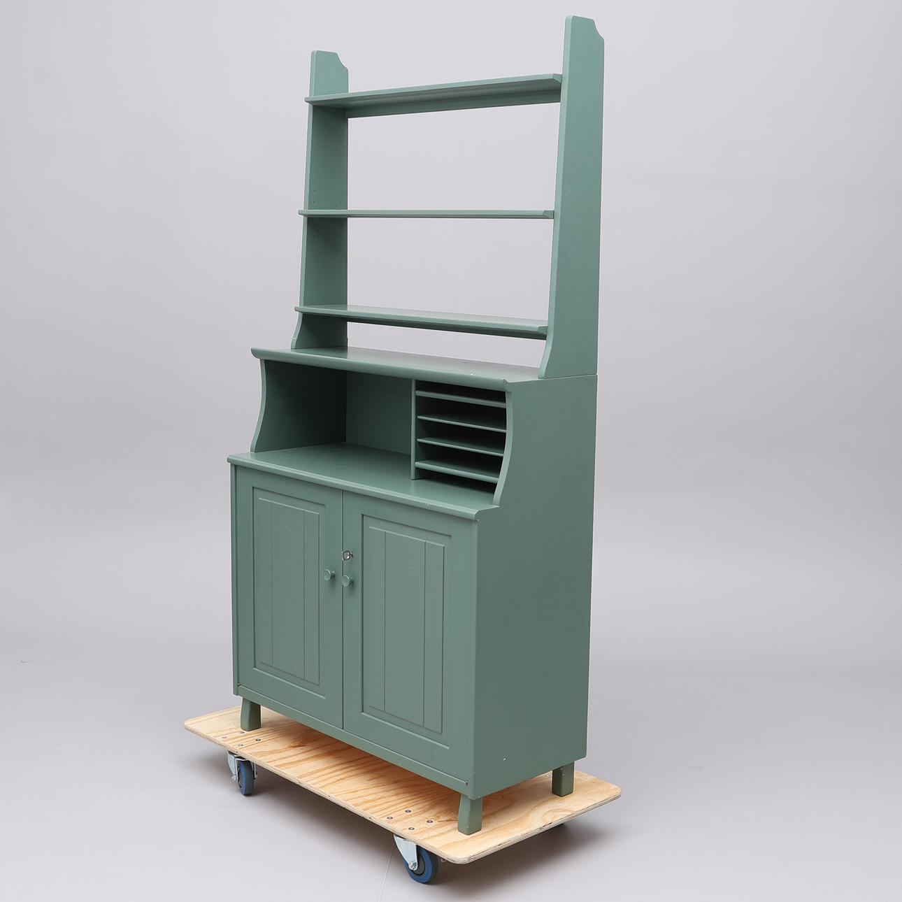 CARL MALMSTEN. SIDEBOARD WITH BOOKCASE “VISINGSÖ”.