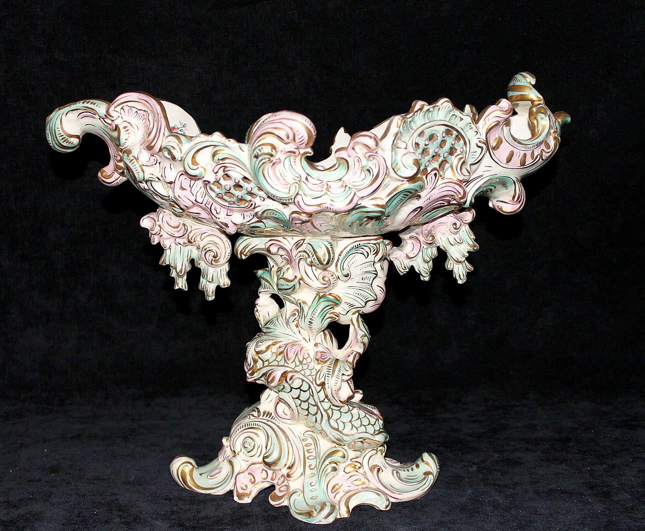 FRUKTFAT på fot, porslin.