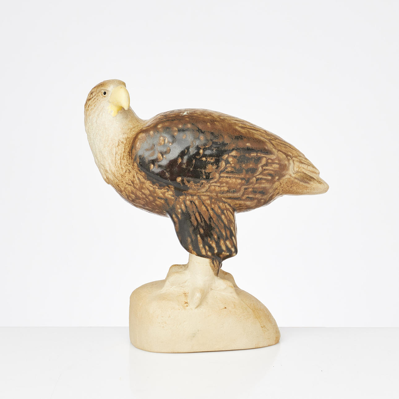 LISA LARSON. Figurine, eagle, JIE ceramic, labeled.